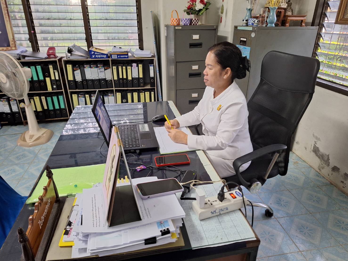 ?พช. สกลนคร ร่วมประชุมกรมการพัฒนาชุมชน ครั้งที่ 6/2566 ผ่านระบบการประชุมทางไกล Video Conference?
