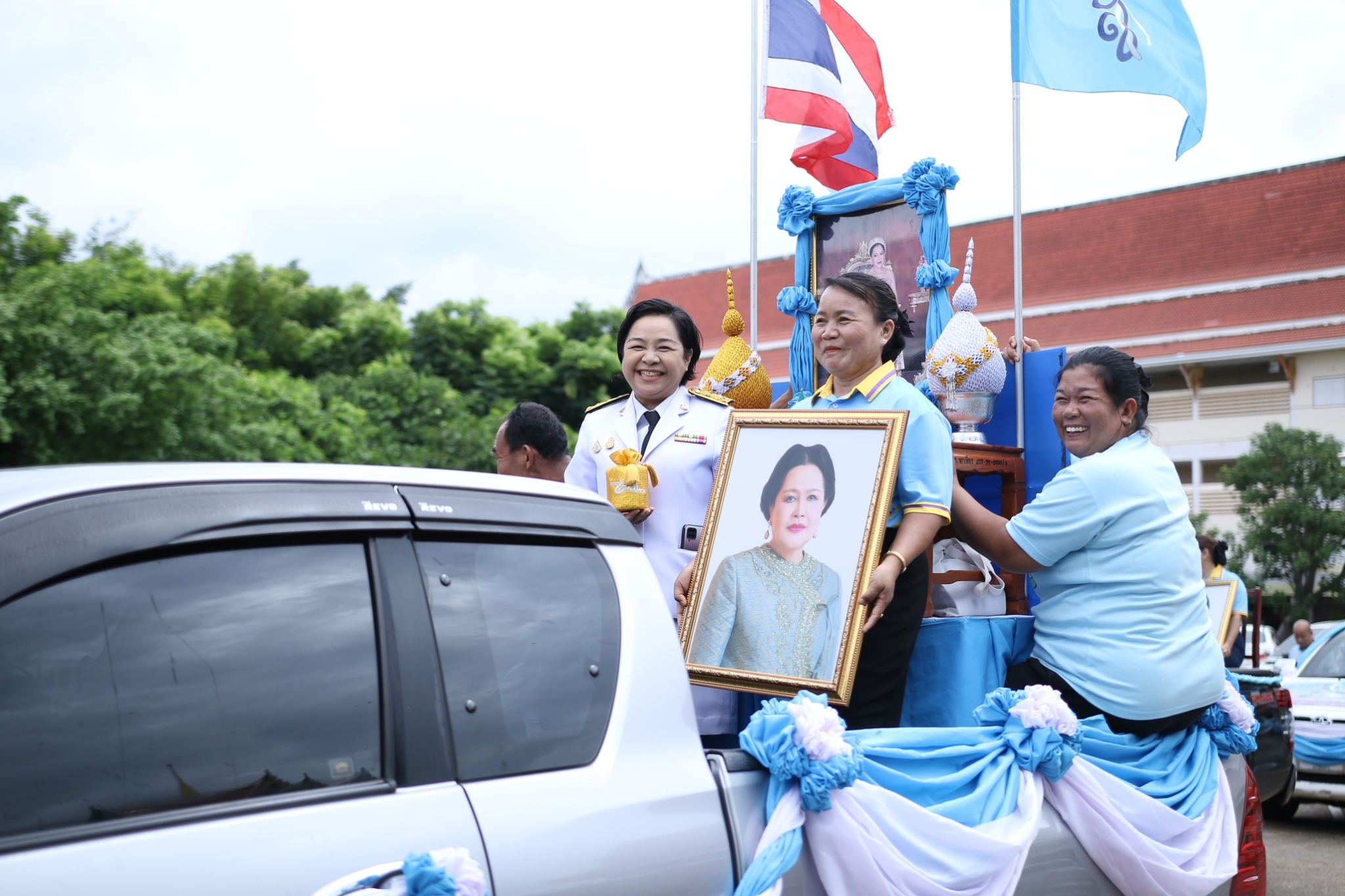จังหวัดสกลนคร มอบเงินพระราชทานขวัญถุงกองทุนแม่ของแผ่นดิน ประจำปี 2566