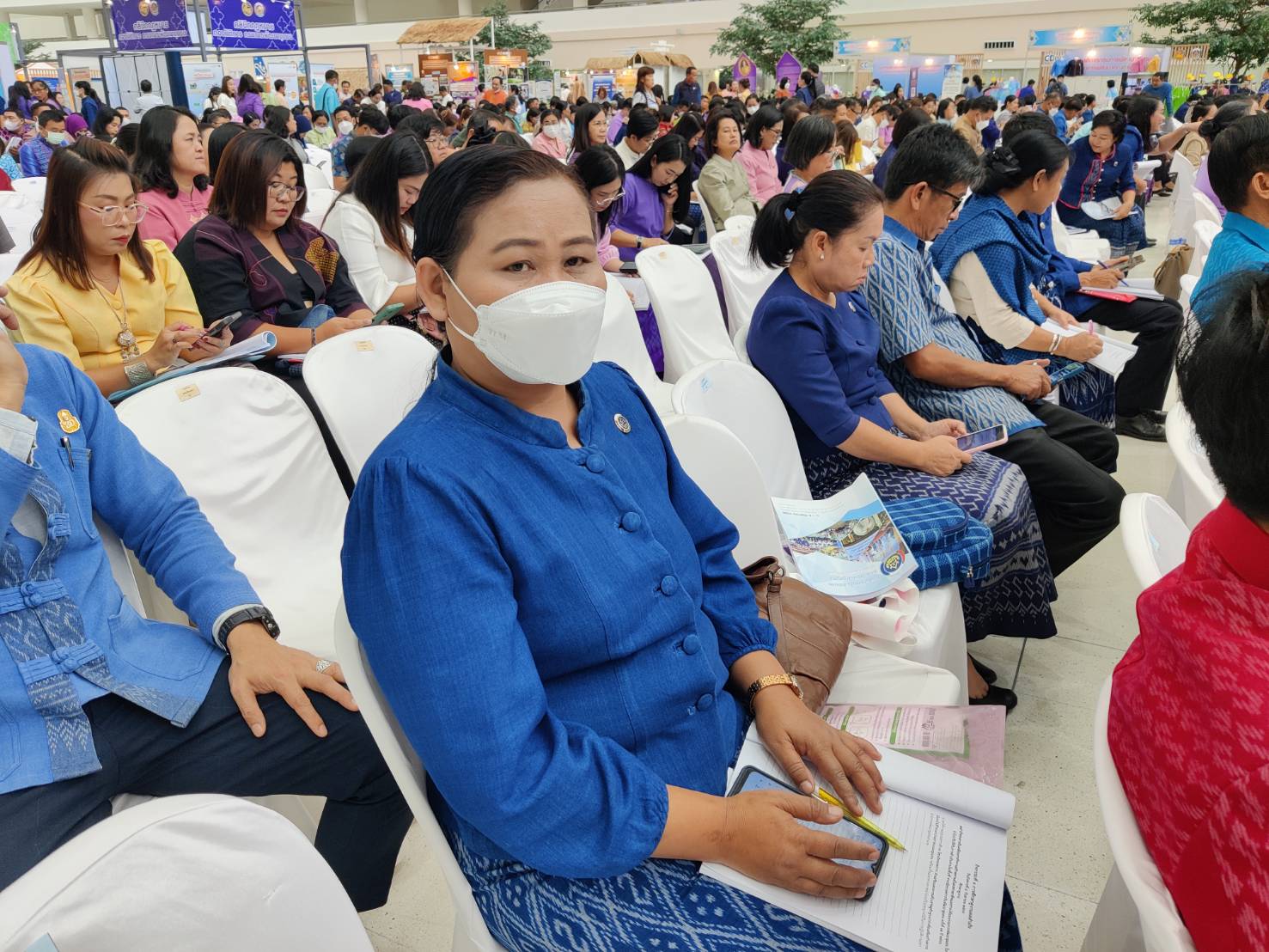 พช.สกลนคร : ร่วมพิธีเปิดการสัมมนาทางวิชาการ เพื่อส่งเสริมให้พัฒนาการอำเภอ ใช้ทุนชุมชนแก้ไขความยากจน เพิ่มประสิทธิภาพการดำเนินงานในพื้นที่