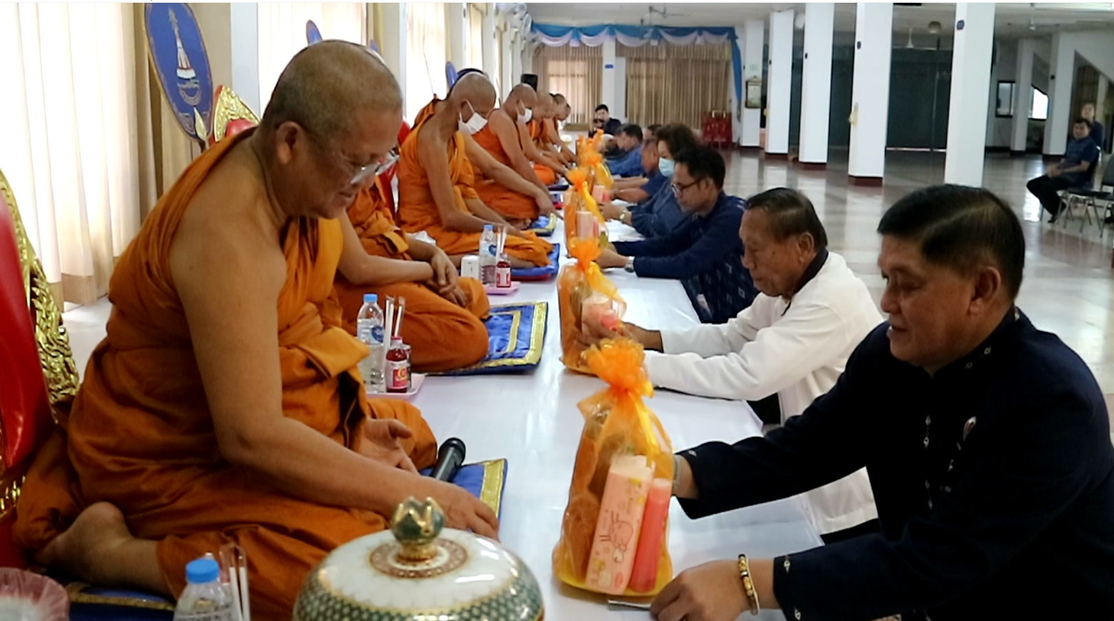 พช.สกลนคร : จัดกิจกรรมเนื่องในโอกาสวันคล้ายวันก่อตั้งกรมการพัฒนาชุมชน ครบรอบ 61 ปี “ศรัทธาที่เดินได้”