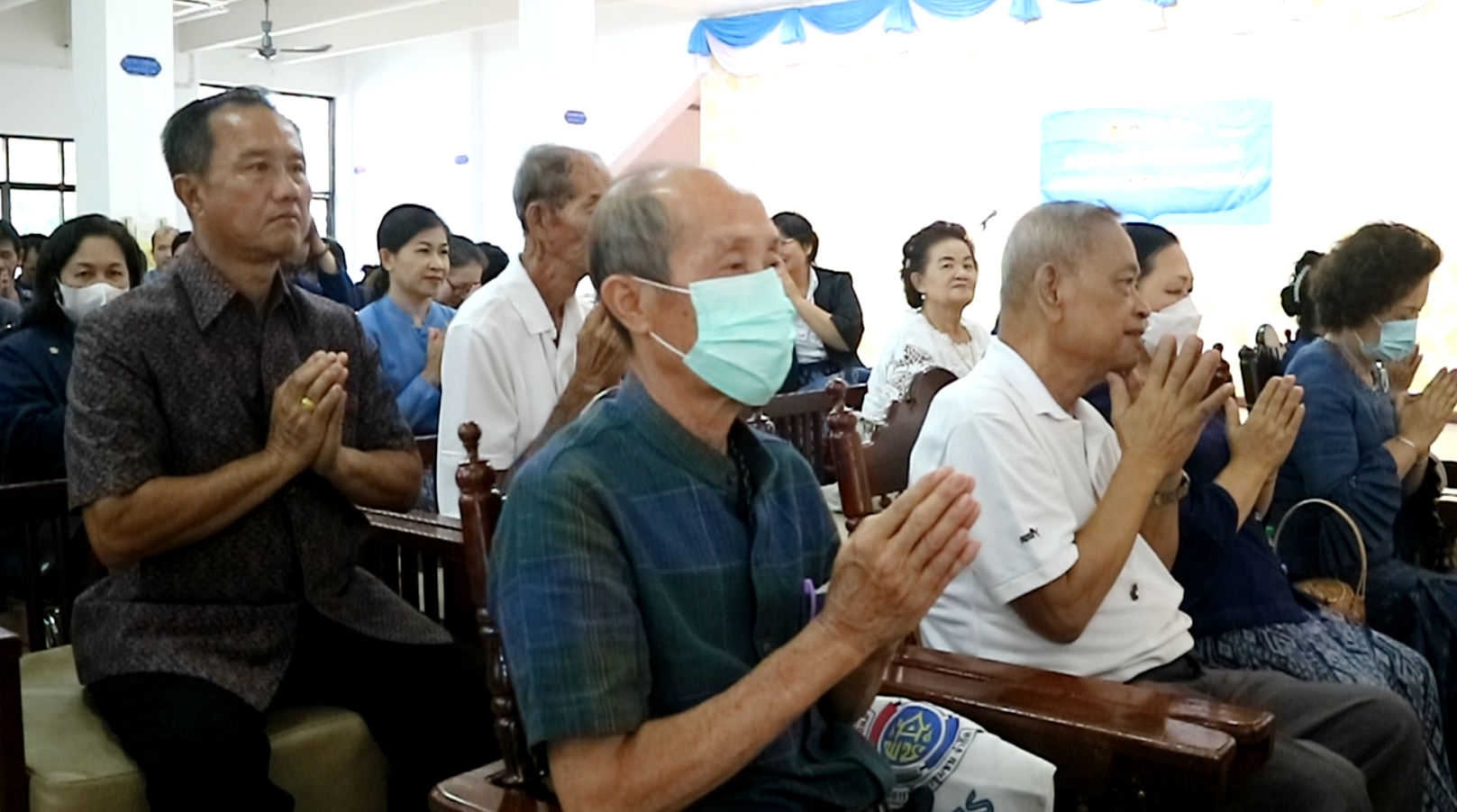 พช.สกลนคร : จัดกิจกรรมเนื่องในโอกาสวันคล้ายวันก่อตั้งกรมการพัฒนาชุมชน ครบรอบ 61 ปี “ศรัทธาที่เดินได้”