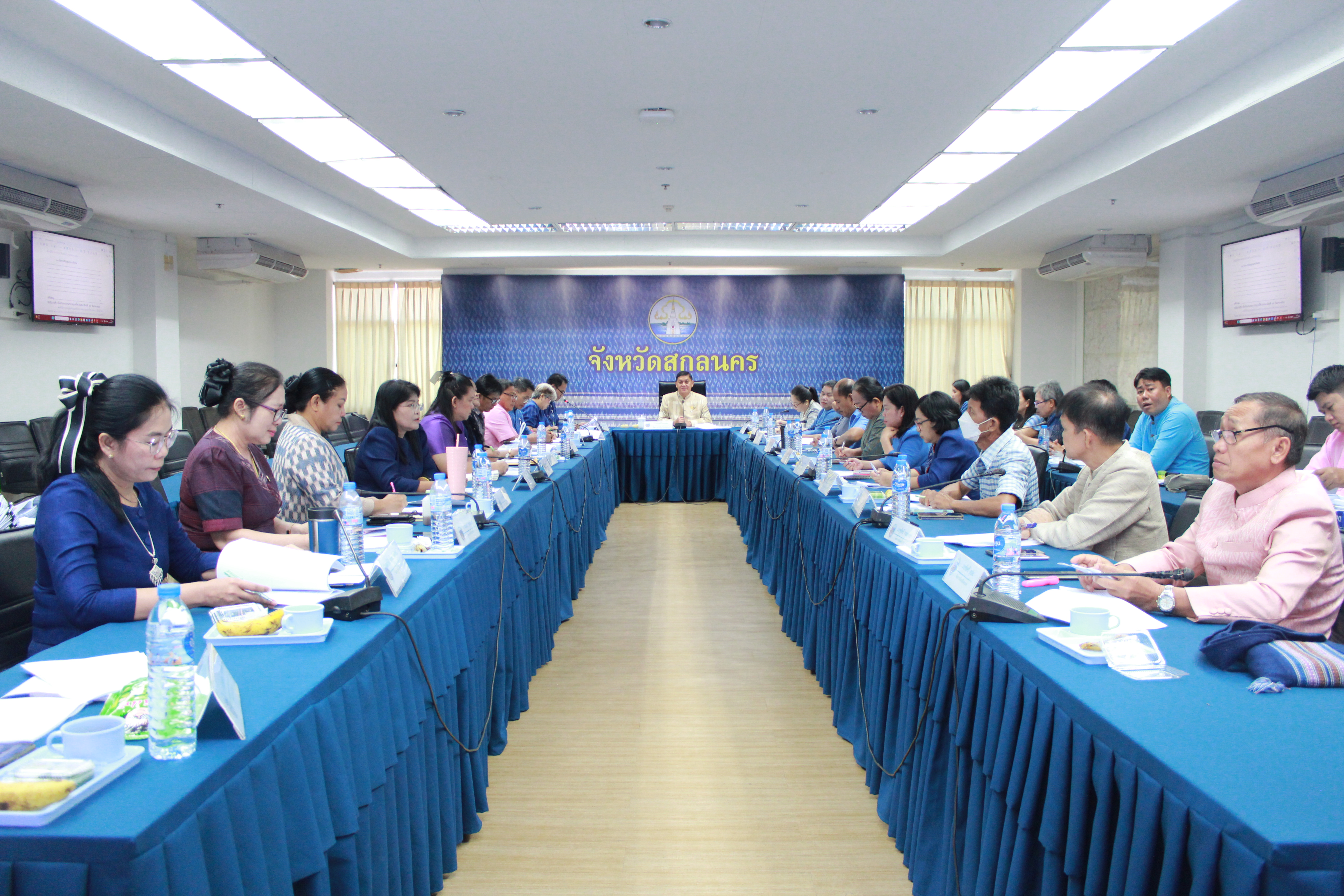 พช.สกลนคร : ประชุมผู้บริหารและนักวิชาการพัฒนาชุมชนจังหวัดสกลนคร ครั้งที่ 10/2566