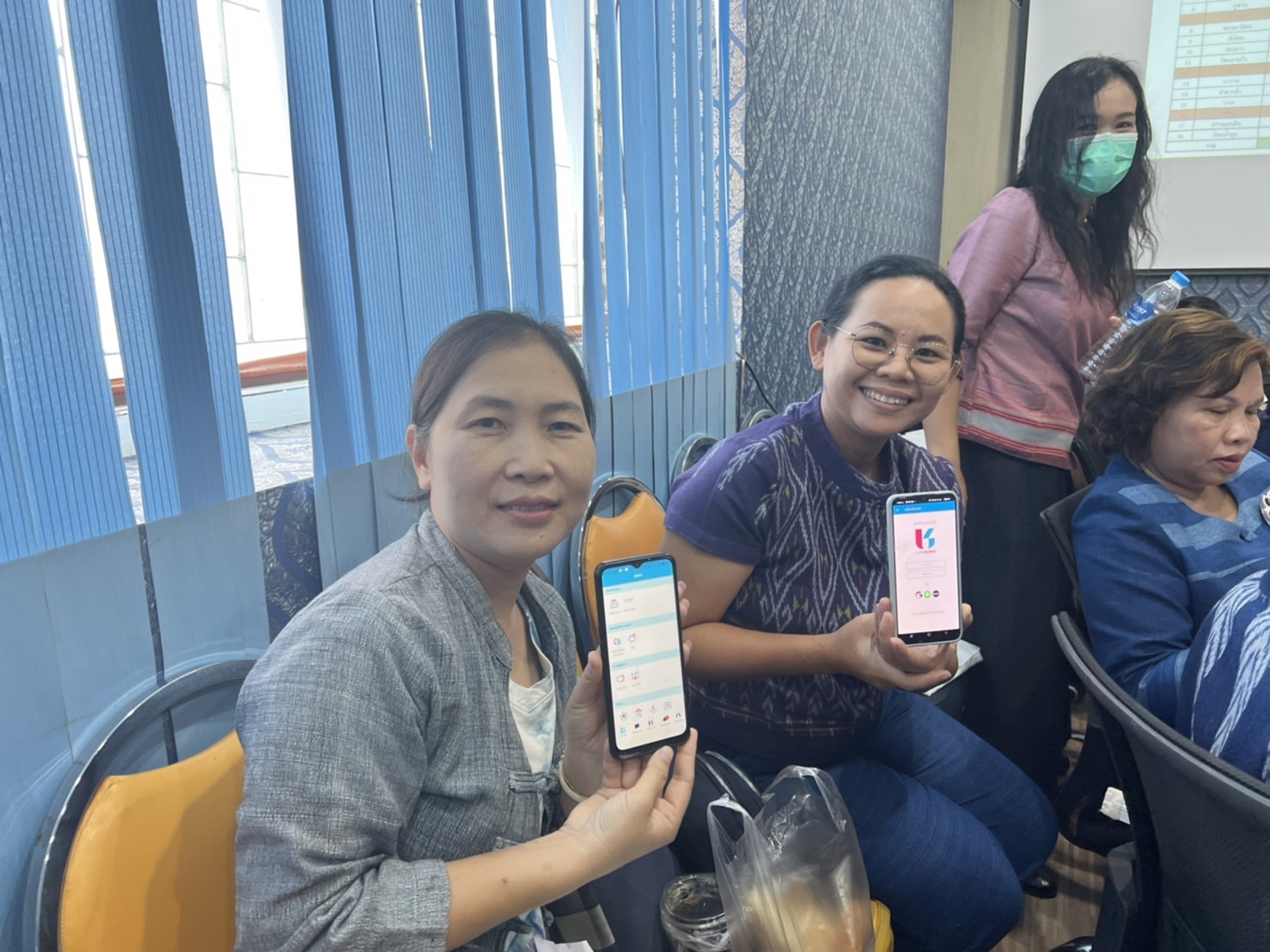 พช. สกลนคร ขับเคลื่อนการใช้ประโยชน์ แพลตฟอร์มบริการดิจิทัล Click ชุมชน