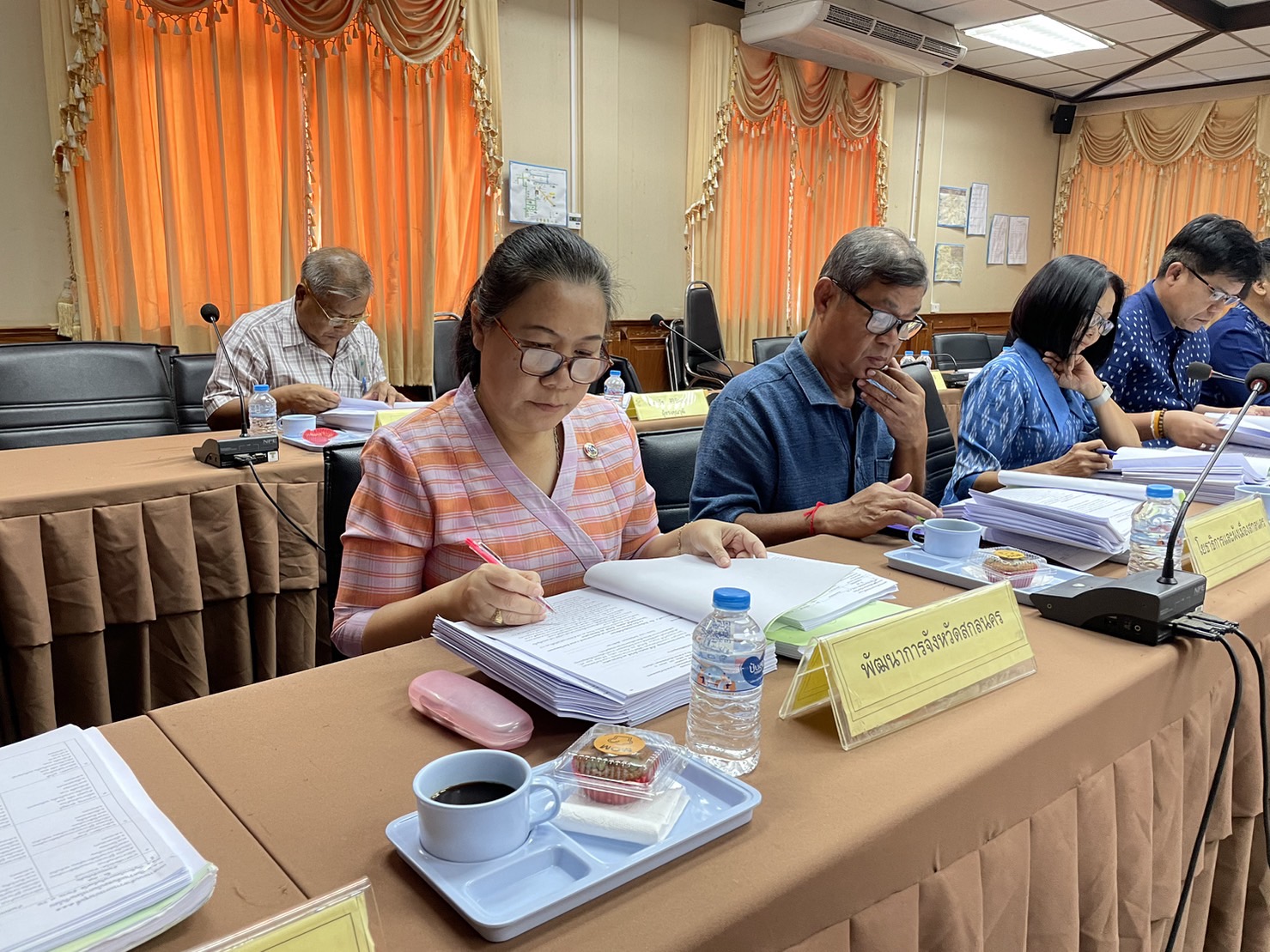 พช. สกลนคร : ร่วมประชุมคณะกรรมการพนักงานส่วนตำบลจังหวัดสกลนคร (ก.อบต.จังหวัดสกลนคร)