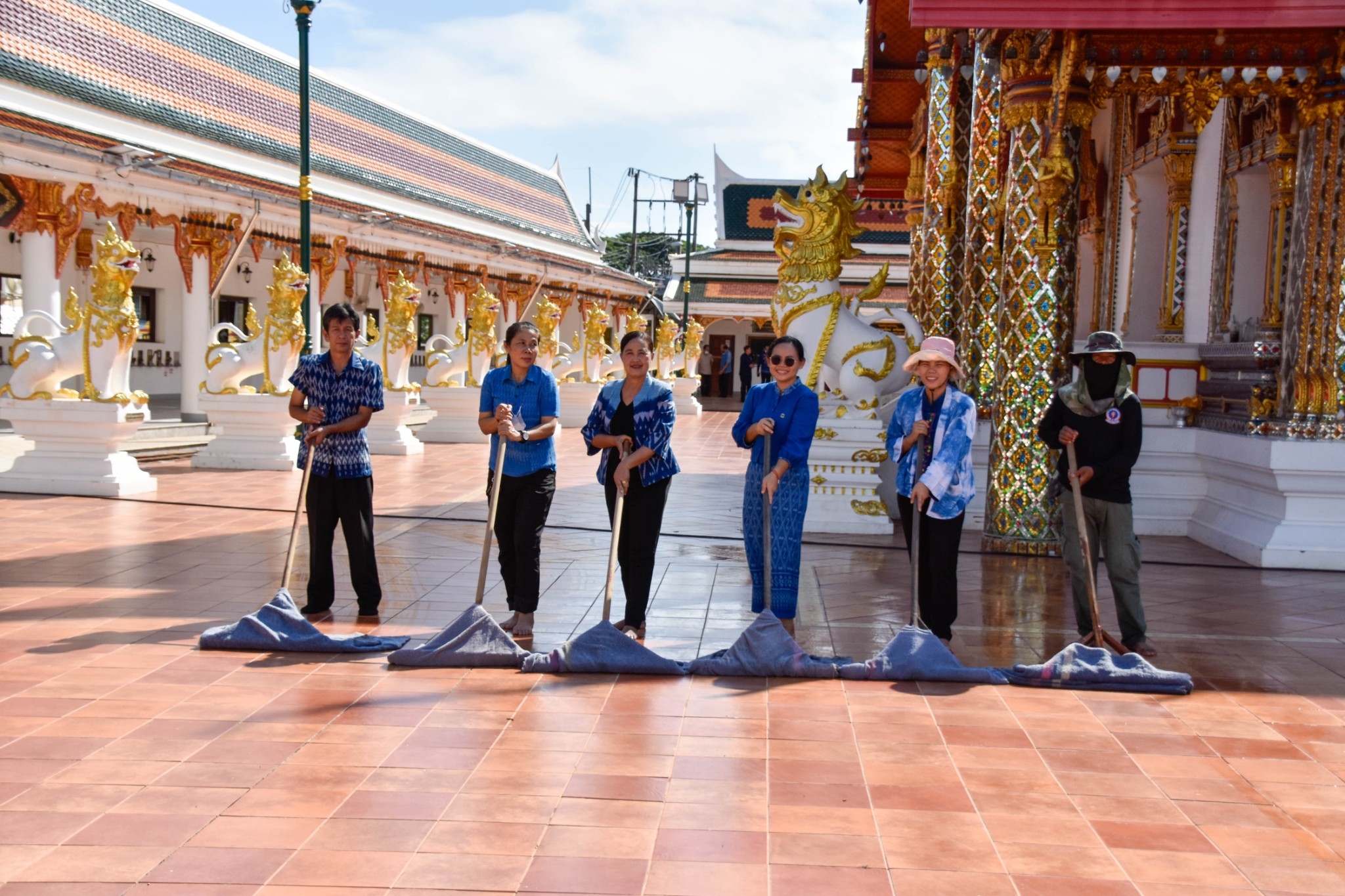 พช.สกลนคร : จัดกิจกรรมเนื่องในโอกาสวันคล้ายวันก่อตั้งกรมการพัฒนาชุมชน ครบรอบ 61 ปี “ศรัทธาที่เดินได้”