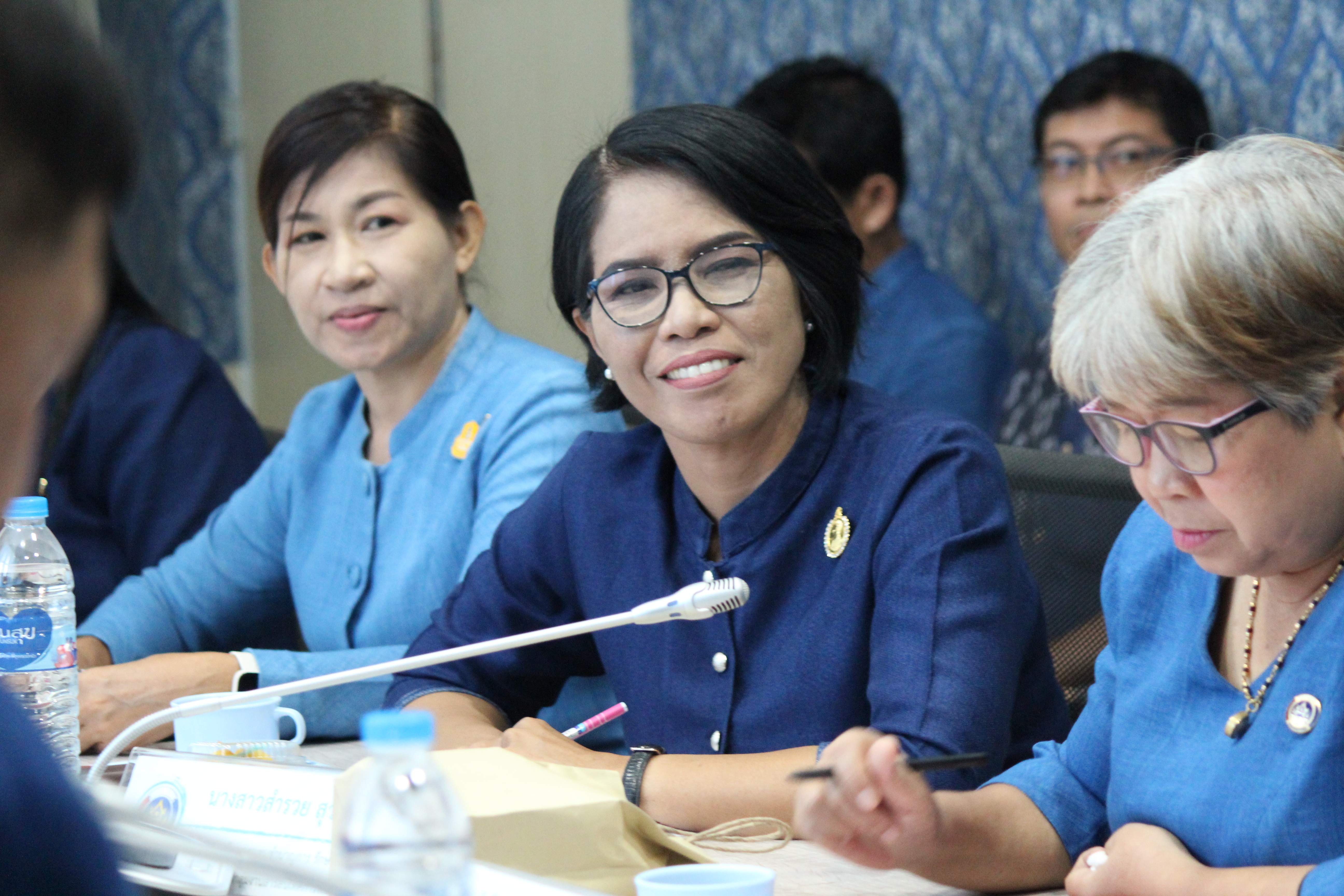 หัวหน้าผู้ตรวจราชการกรมการพัฒนาชุมชน ลงพื้นที่ตรวจติดตามผลปฏิบัติราชการ ในพื้นที่จังหวัดสกลนคร เน้นย้ำ การขับเคลื่อนการทำงานตามนโยบายสำคัญของกระทรวงมหาดไทย และกรมการพัฒนาชุมชน