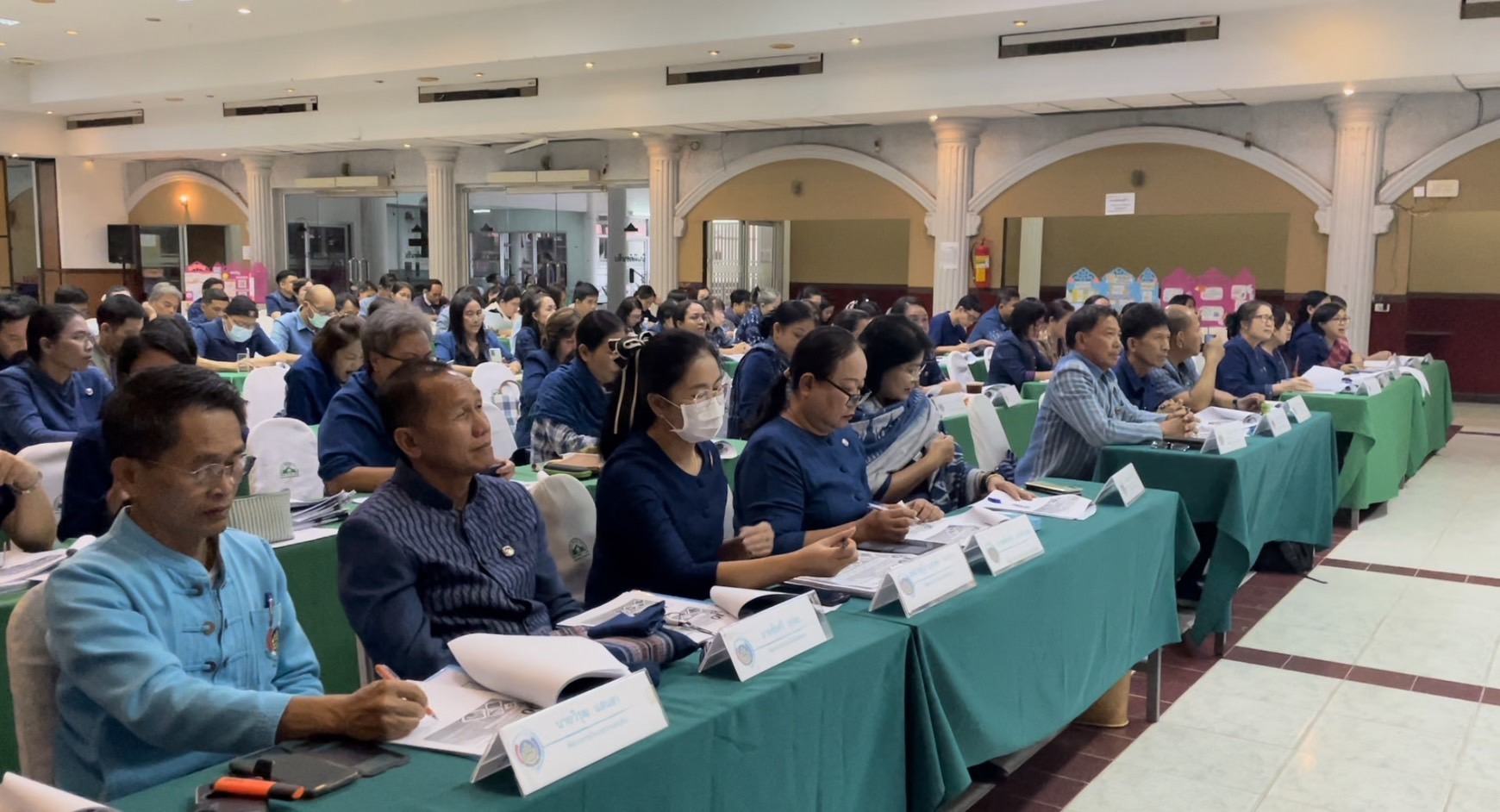 พช.สกลนคร ติดอาวุธทางความคิด เพิ่มสมรรถนะบุคลากร พร้อมขับเคลื่อนงานพัฒนาชุมชนปี 2567 อย่างมีประสิทธิภาพ
