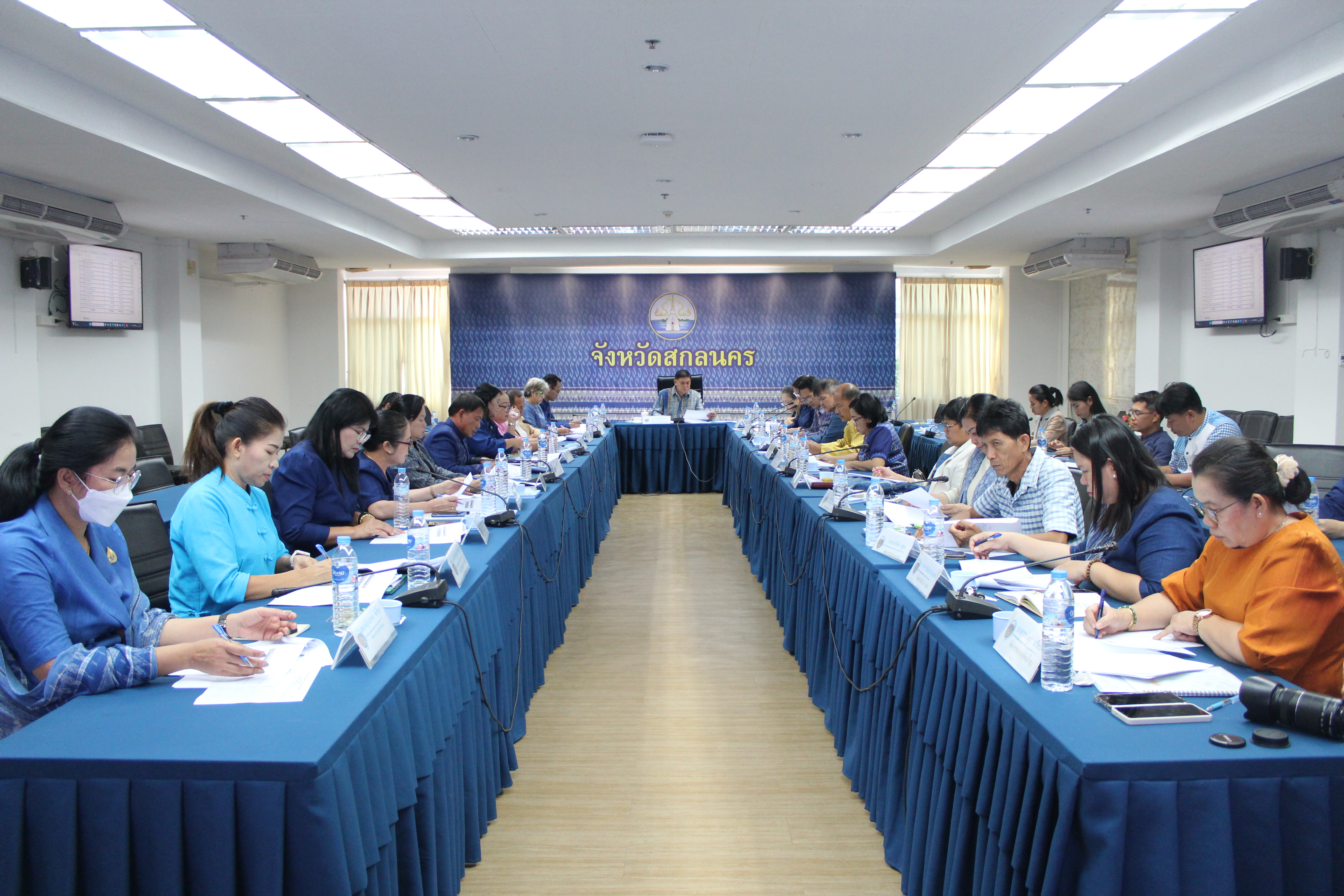 พช.สกลนคร : ประชุมผู้บริหารและนักวิชาการพัฒนาชุมชนจังหวัดสกลนคร ครั้งที่ 11/2566