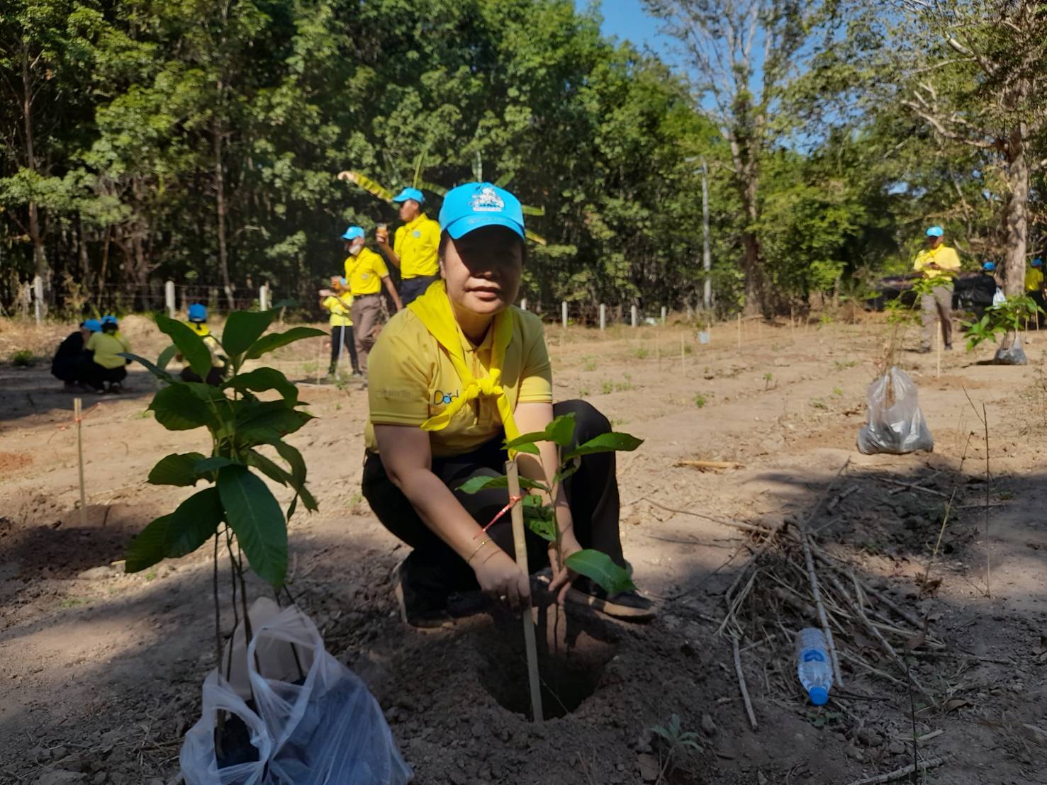 📢จังหวัดสกลนคร : ร่วมกิจกรรมจิตอาสาพระราชทาน ในโครงการจิตอาสาพัฒนาวัดป่าสุทธาวาสเฉลิมพระเกียรติ (หลวงปู่มั่น) บ้านลาดสมบูรณ์ใหม่ จังหวัดสกลนคร