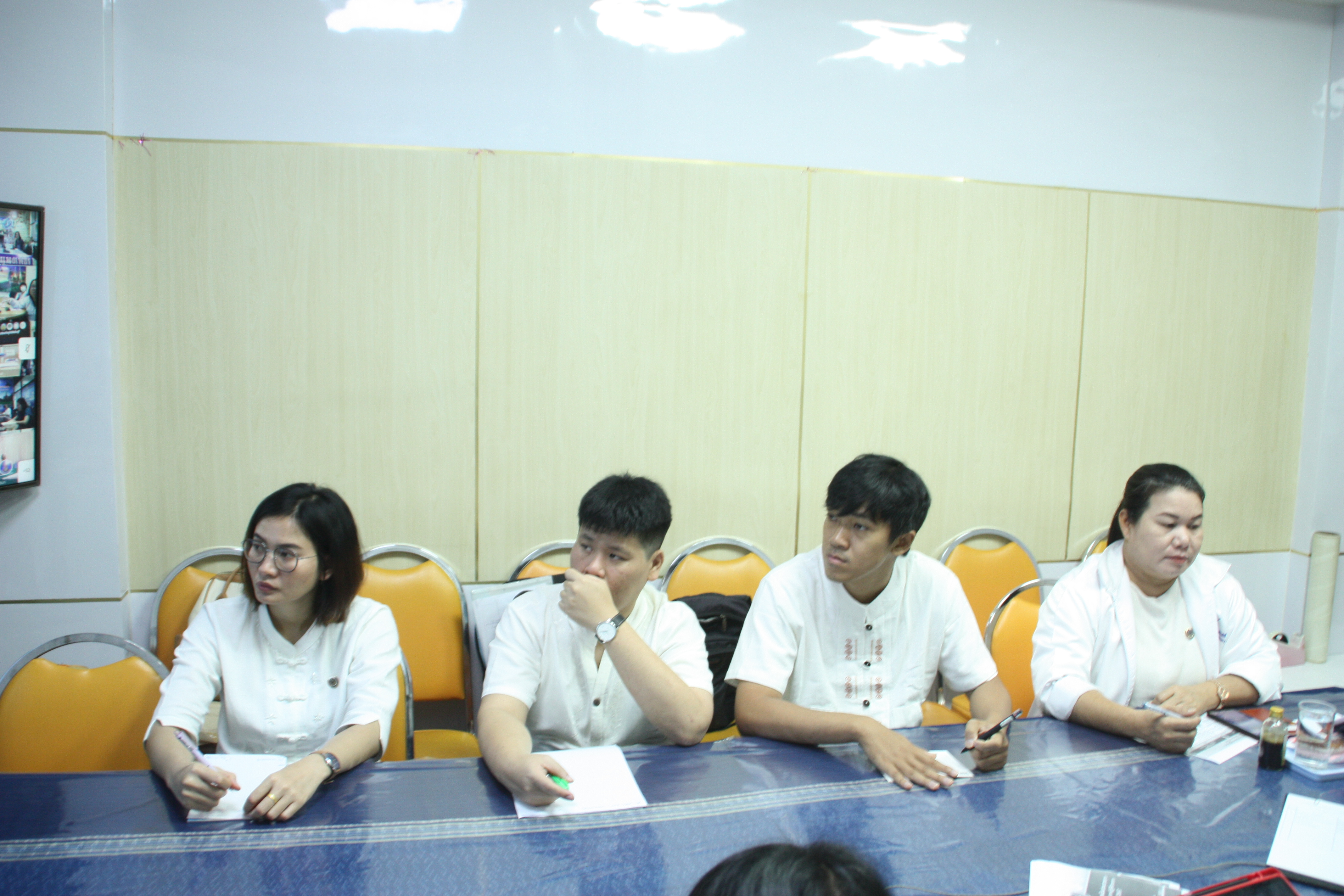 พช.สกลนคร : ร่วมประชุมโครงการการดำเนินงานตามมาตรการปรับปรุง ประสิทธิภาพในการปฏิบัติราชการของกรมการพัฒนาชุมชน ประจำปีงบประมาณ พ.ศ. ๒๕๖๗ กิจกรรมที่ ๑ ประชุมเชิงปฏิบัติการการดำเนินงานตามมาตรการปรับปรุงประสิทธิภาพในการปฏิบัติราชการ ประจำปี งบประมาณ พ.ศ. ๒๕๖๗ ผ่านระบบวีดิทัศน์ทางไกล