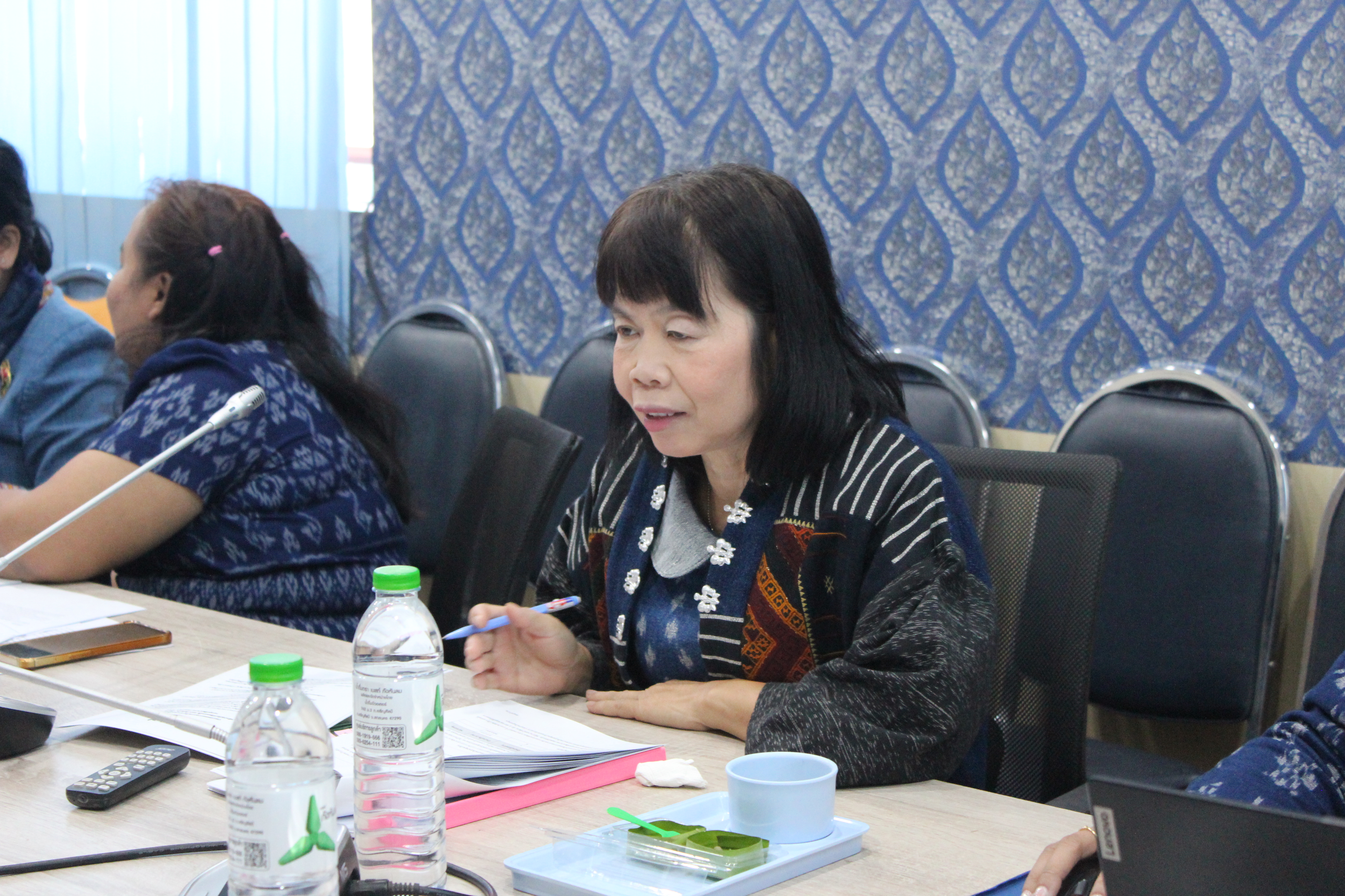 📢พช.สกลนคร : ประชุมคณะอนุกรรมการบริหารกองทุนพัฒนาบทบาทสตรี ระดับจังหวัด จังหวัดสกลนคร ครั้งที่ ๑๐/๒๕๖๖ ณ ห้องประชุมสำนักงานเลขานุการคณะกรรมการบริหารกองทุนพัฒนาบทบาทสตรีจังหวัดสกลนคร