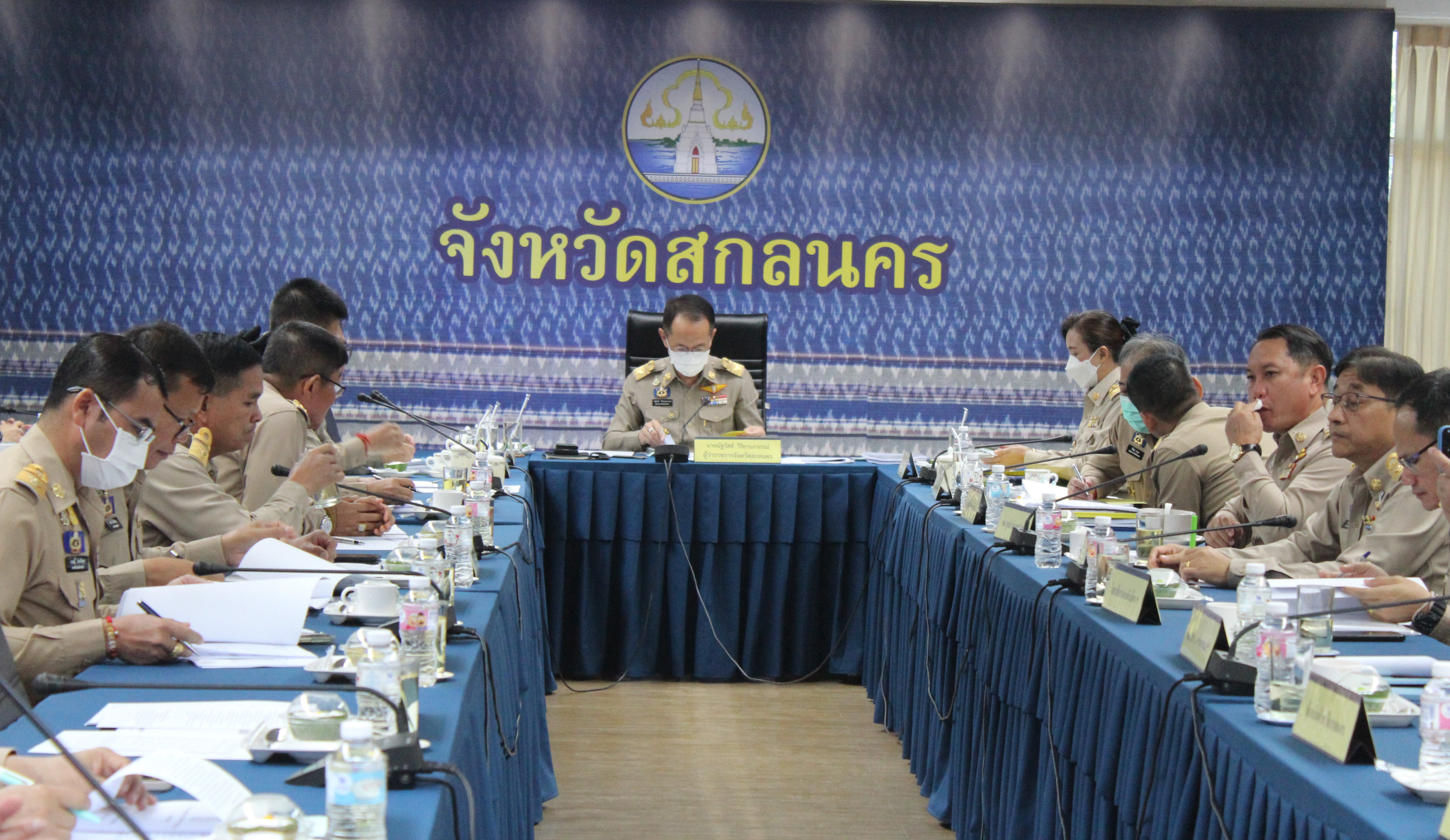 📢พช.สกลนคร : ร่วมประชุมประชุมหน่วยงานสังกัดกระทรวงมหาดไทยและนายอำเภอ ณ ห้องภูริทัตโต ชั้น ๓ ศาลากลางจังหวัดสกลนคร