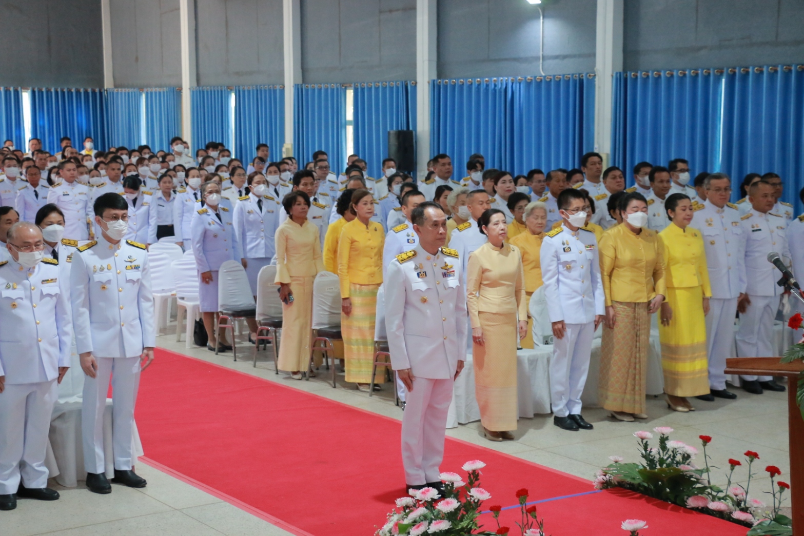 📢พช.สกลนคร : ร่วมพิธีวางพานพุ่มดอกไม้ถวายราชสักการะ “สมเด็จพระเจ้าตากสินมหาราช”