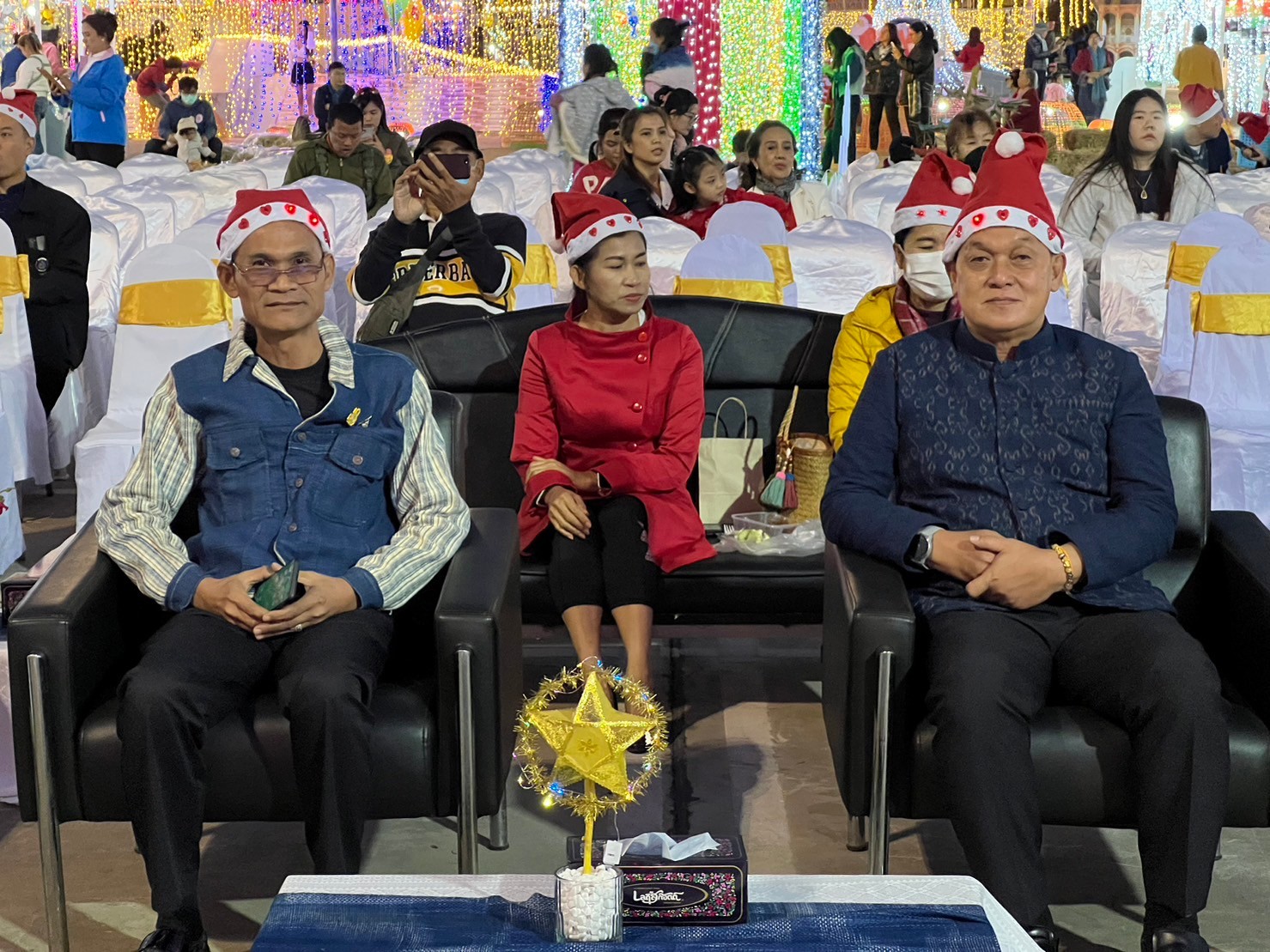 📢พช.สกลนคร : เปิดโครงการส่งเสริมงานประเพณีสำคัญจังหวัดสกลนคร ฮีต ๑๒ คอง ๑๔ เที่ยวได้ตลอดปี กิจกรรมสาธิต และจำหน่ายสินค้าจากชุมชนคุณธรรม และการแสดงศิลปวัฒนธรรม ณ ลานพระบรมราชานุสารรีย์ รัชกาลที่ ๕