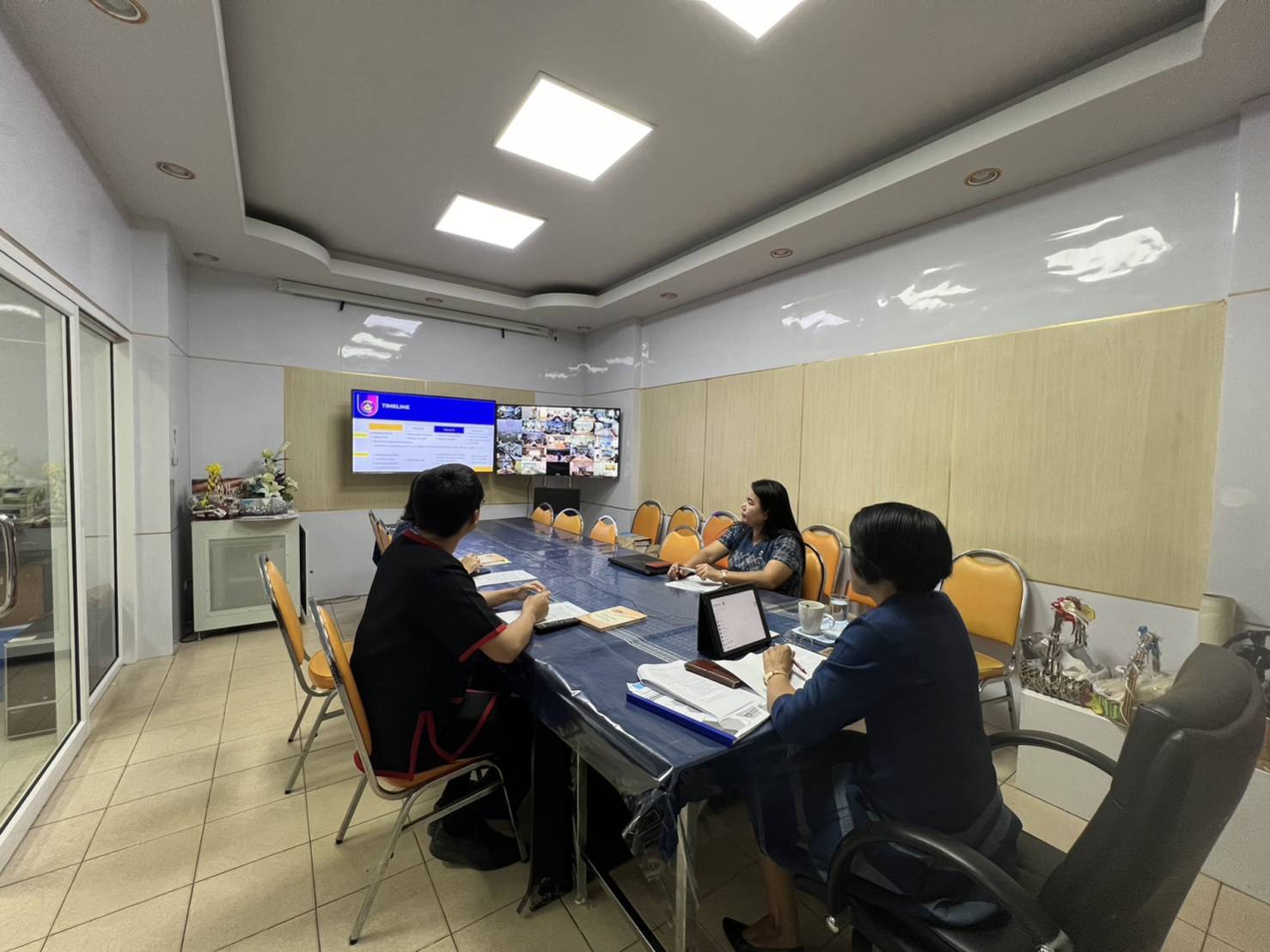 📢พช.สกลนคร : การประชุมชี้แจงการจัดเก็บข้อมูลความจำเป็นพื้นฐาน (จปฐ.) ปี ๒๕๖๗ ถ่ายทอดสดจาก ห้อง war room ชั้น ๕ กรมการพัฒนาชุมชน
