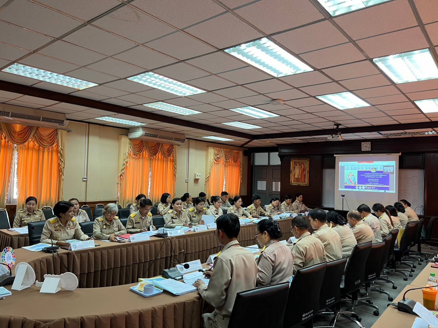📢พช.สกลนคร : จัดประชุมเชิงปฏิบัติการการดำเนินงานตามมาตรการปรับปรุงประสิทธิภาพในการปฏิบัติราชการ ประจำปี พ.ศ. 2567