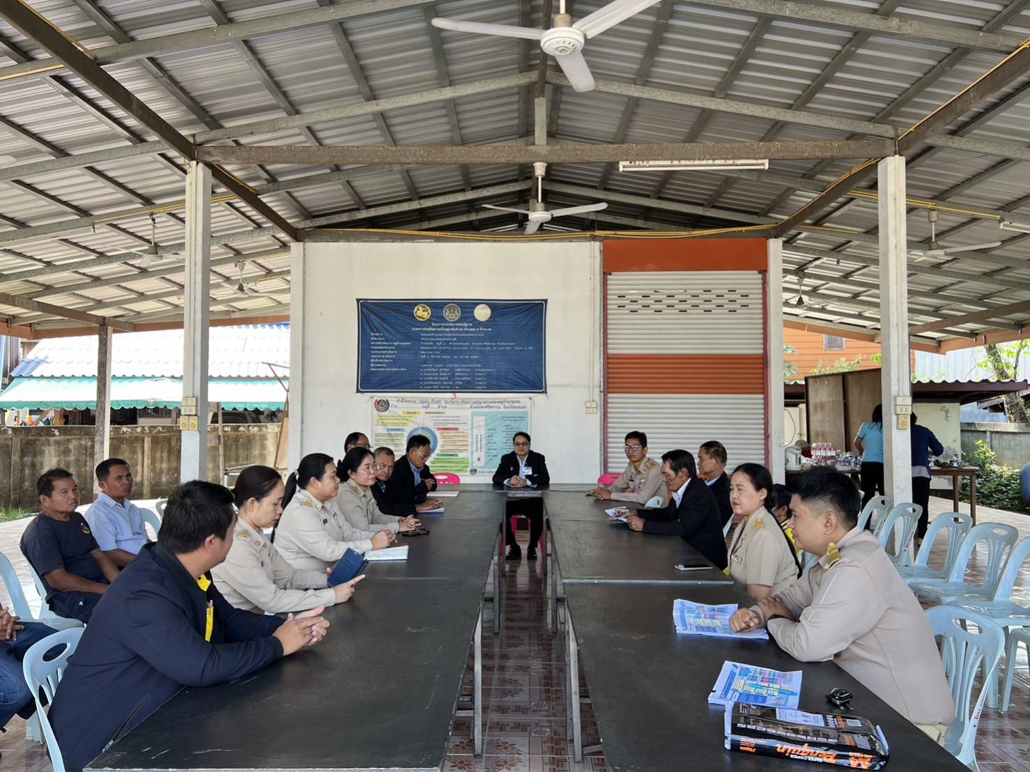 📢พช.สกลนคร : รับการติดตามความก้าวหน้าโครงการตามแผนปฏิบัติราชการประจำปีงบประมาณ พ.ศ.๒๕๖๖ “โครงการส่งเสริมพัฒนาคุณภาพชีวิตและเศรษฐกิจชุมชนฐานรากจังหวัดสกลนคร”