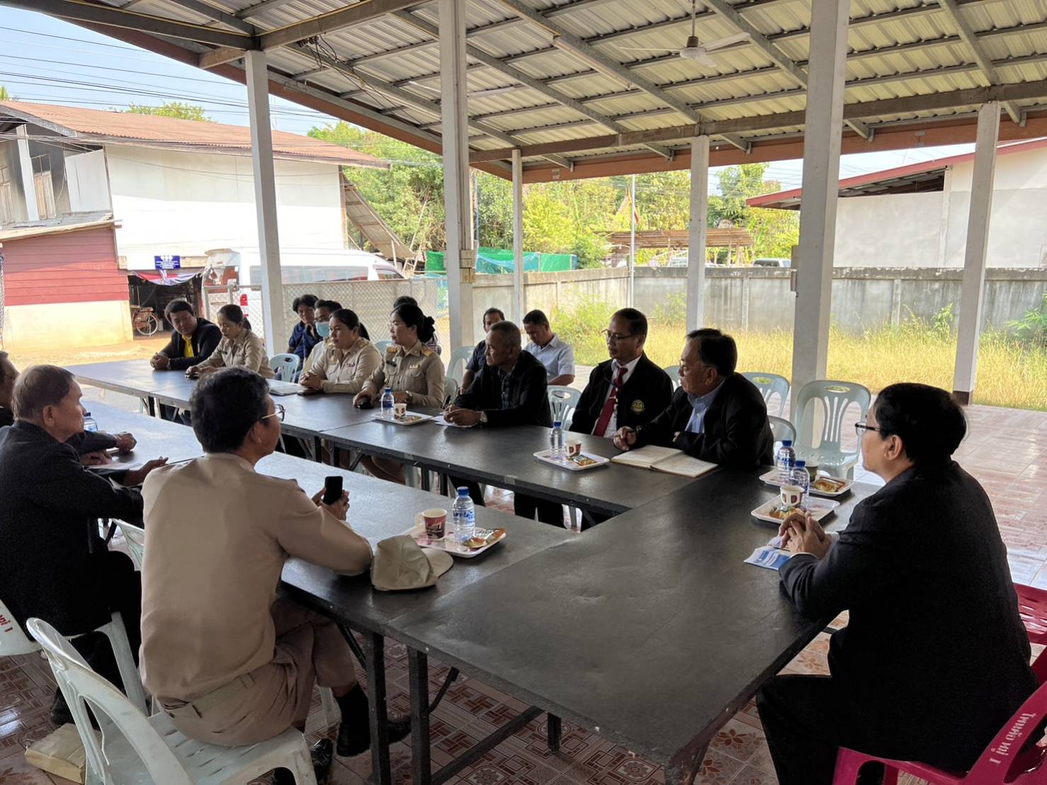 📢พช.สกลนคร : รับการติดตามความก้าวหน้าโครงการตามแผนปฏิบัติราชการประจำปีงบประมาณ พ.ศ.๒๕๖๖ “โครงการส่งเสริมพัฒนาคุณภาพชีวิตและเศรษฐกิจชุมชนฐานรากจังหวัดสกลนคร”