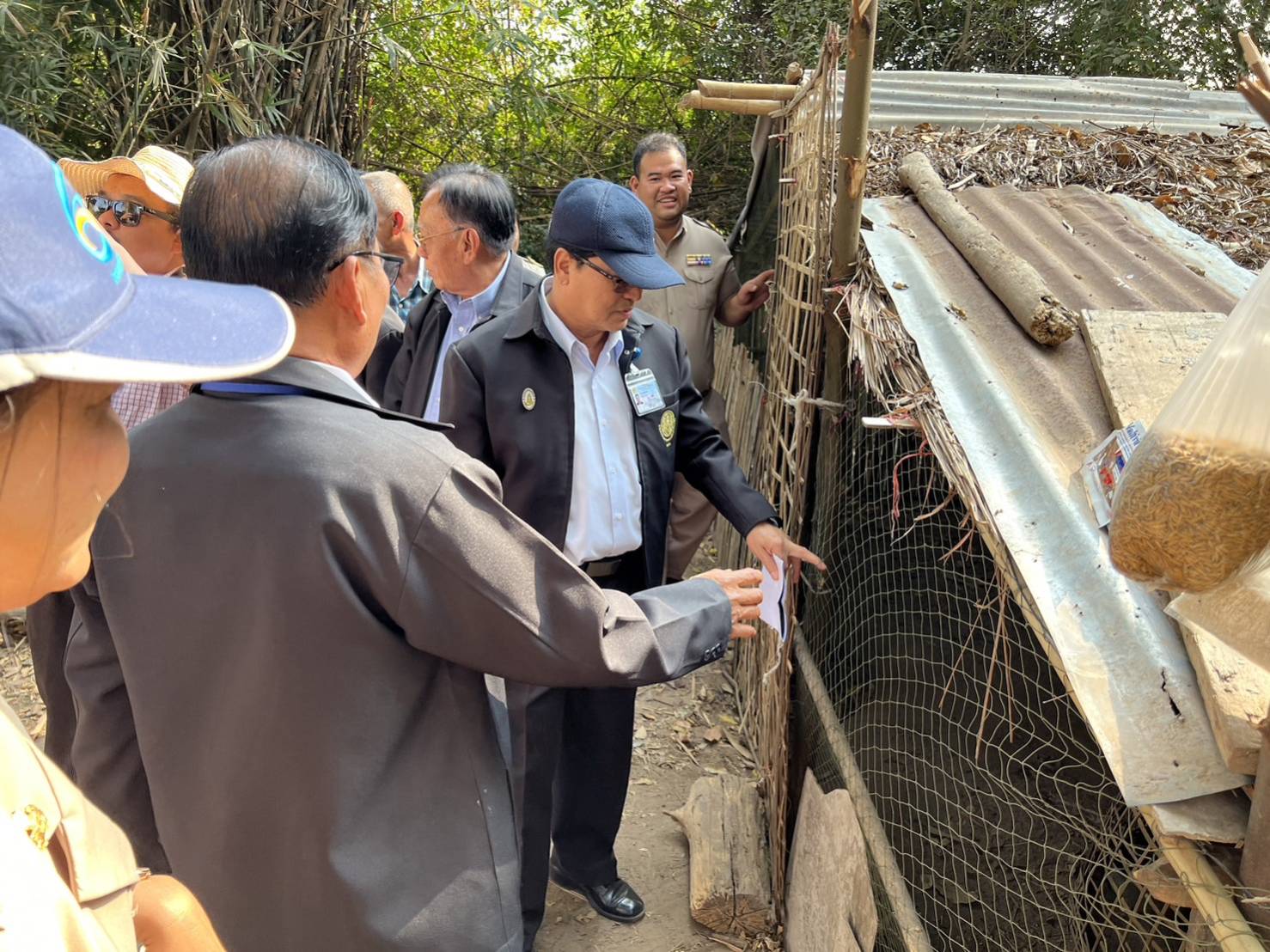 📢พช.สกลนคร : รับการติดตามความก้าวหน้าโครงการตามแผนปฏิบัติราชการประจำปีงบประมาณ พ.ศ.๒๕๖๖ “โครงการส่งเสริมพัฒนาคุณภาพชีวิตและเศรษฐกิจชุมชนฐานรากจังหวัดสกลนคร”