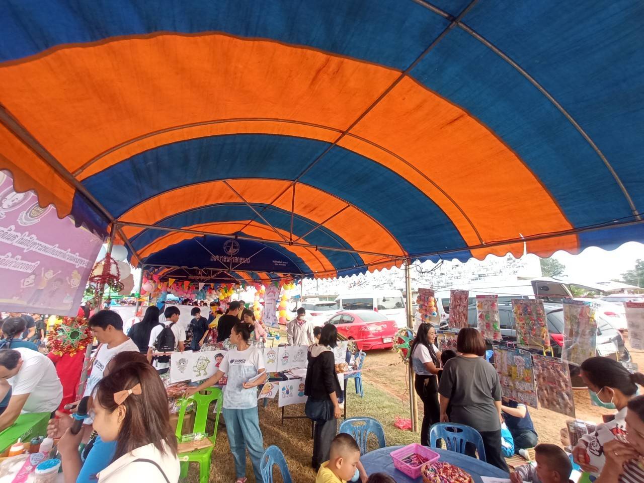 📢พช.สกลนคร : มองโลกกว้าง คิดสร้างสรรค์ เคารพความแตกต่าง ร่วมกันสร้างประชาธิปไตย