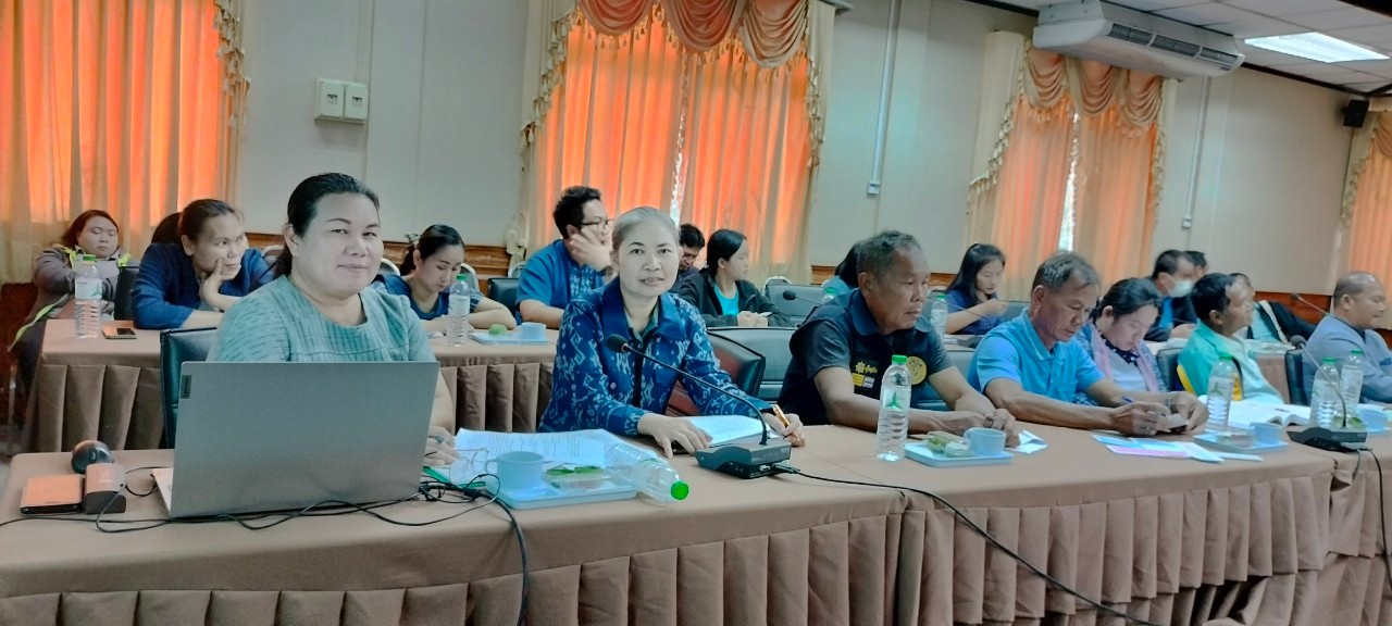 📢พช.สกลนคร : กองทุนแม่ของแผ่นดินจังหวัดสกลนคร ๔๔๓ แห่ง พร้อมป้องกันและแก้ไขปัญหายาเสพติดในหมู่บ้าน/ชุมชน