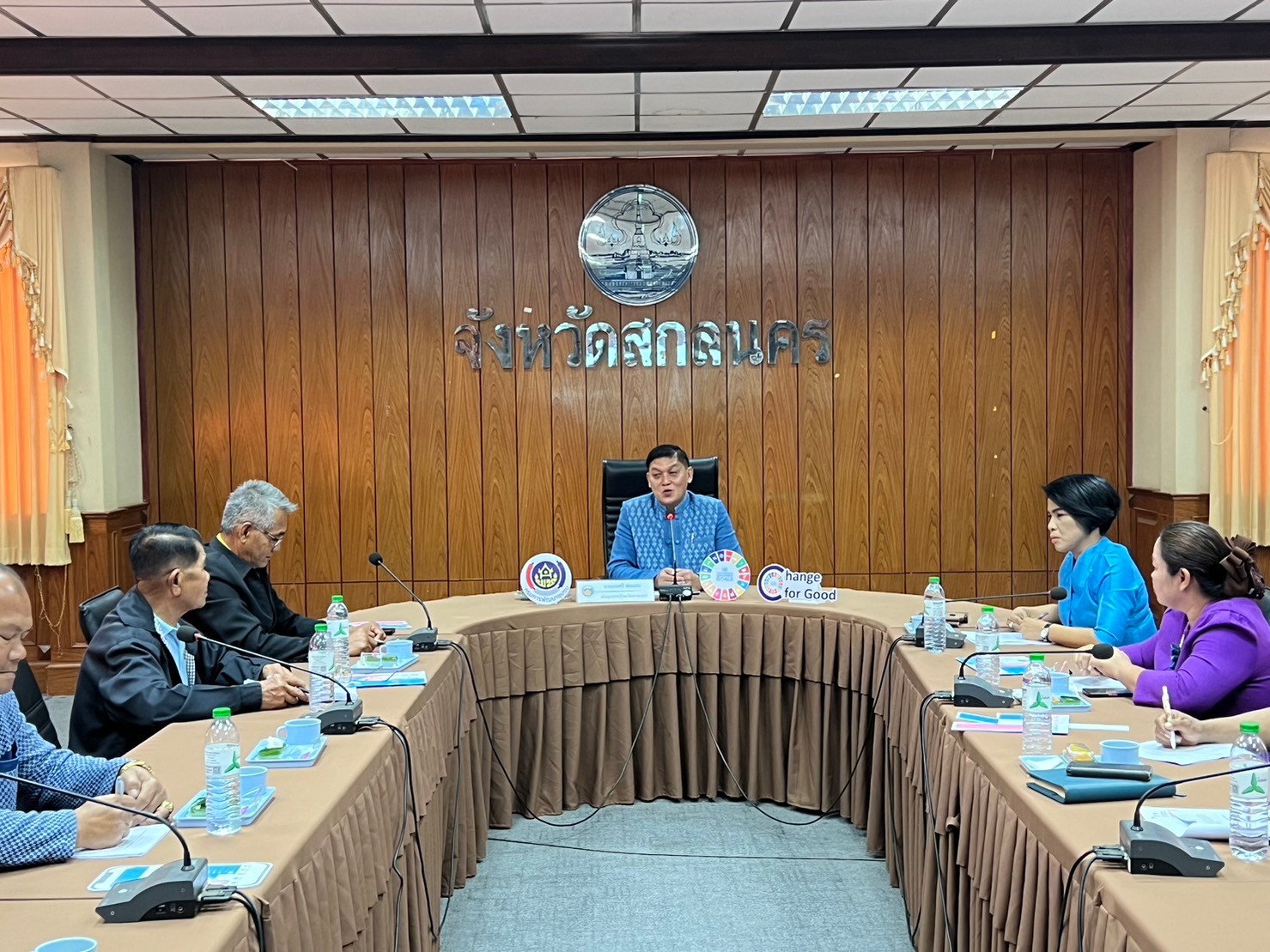 📢พช.สกลนคร : กองทุนแม่ของแผ่นดินจังหวัดสกลนคร ๔๔๓ แห่ง พร้อมป้องกันและแก้ไขปัญหายาเสพติดในหมู่บ้าน/ชุมชน