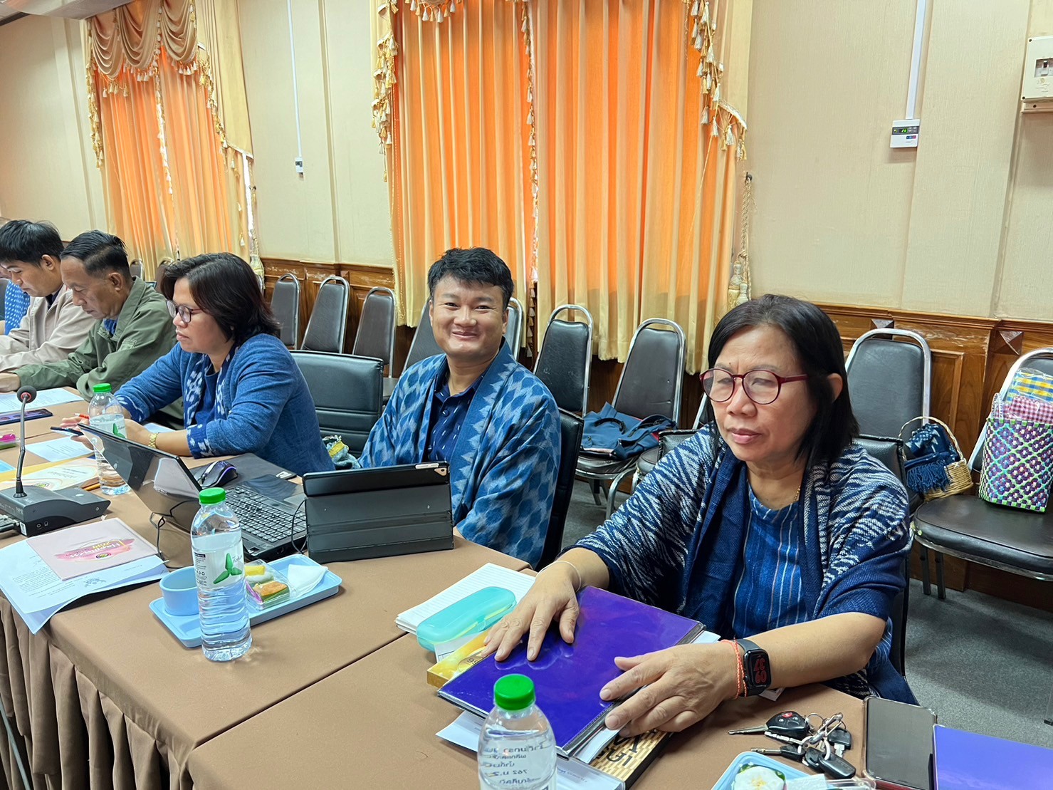 📢พช.สกลนคร : กองทุนแม่ของแผ่นดินจังหวัดสกลนคร ๔๔๓ แห่ง พร้อมป้องกันและแก้ไขปัญหายาเสพติดในหมู่บ้าน/ชุมชน
