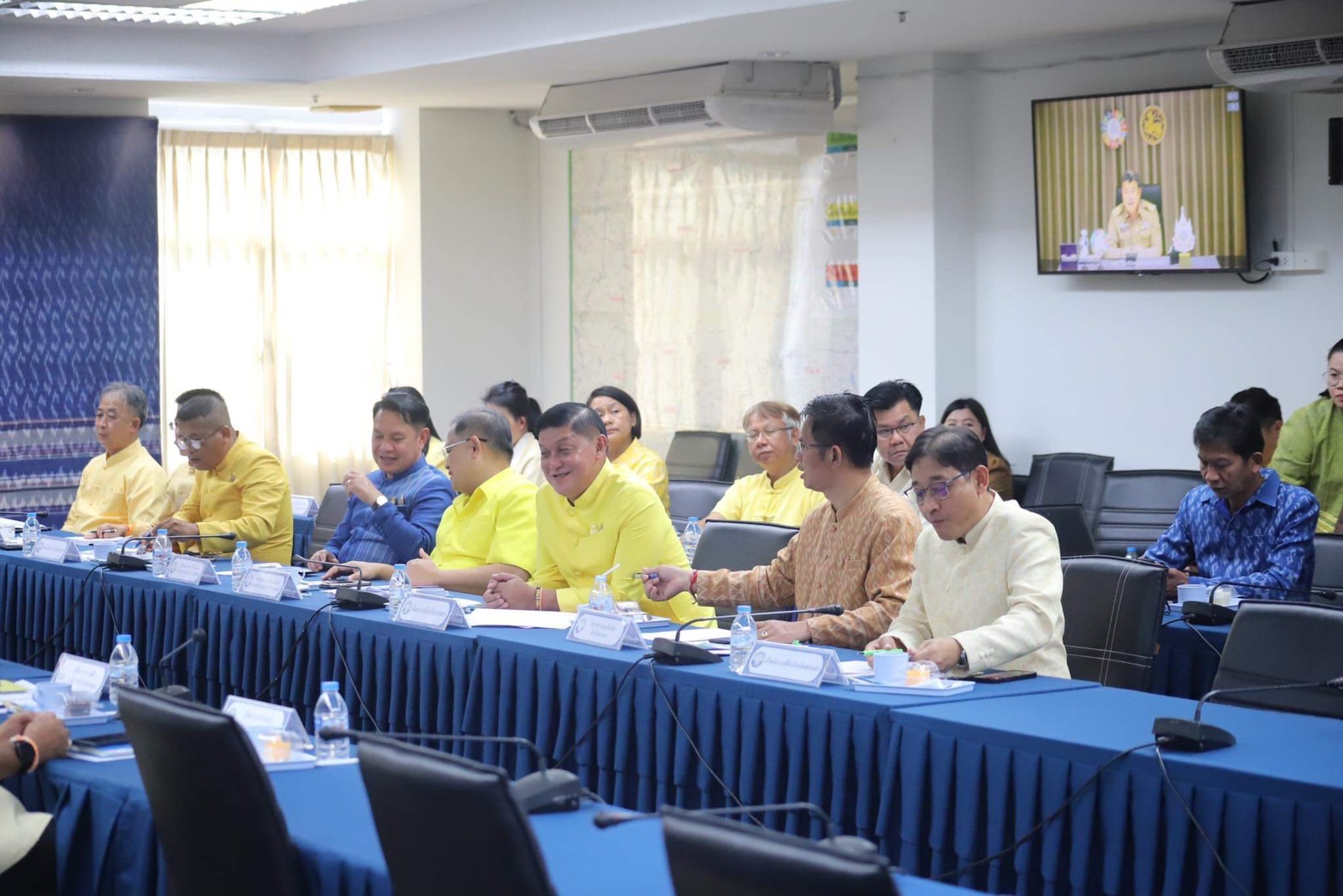 📢พช.สกลนคร : ร่วมการประชุมขับเคลื่อนและติดตามนโยบายของรัฐบาลและภารกิจสำคัญของปลัดกระทรวงมหาดไทยประจำปีงบประมาณ พ.ศ. 2567 (เดือนมกราคม 2567)ผ่านระบบวีดิทัศน์ทางไกล(vcs)