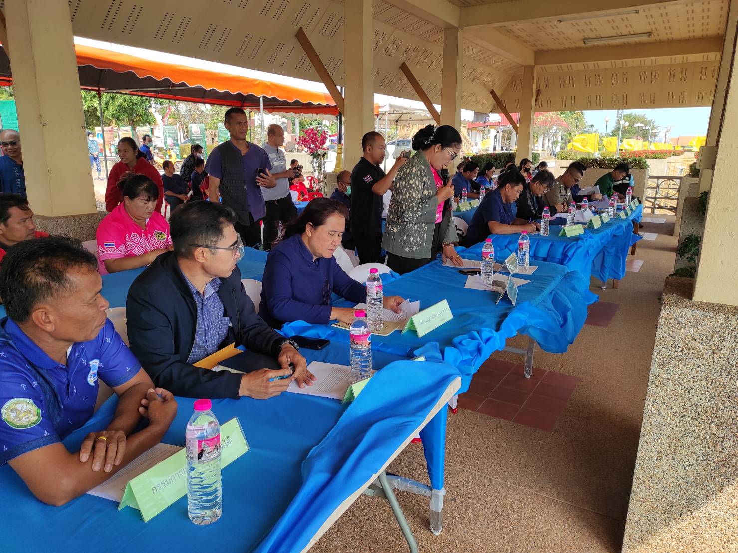 📢พช.สกลนคร : ประชุมหารือข้อกฎหมายท่องเที่ยวกลุ่ม OTOP นวัตวิถีบ้านท่าวัดเหนือ