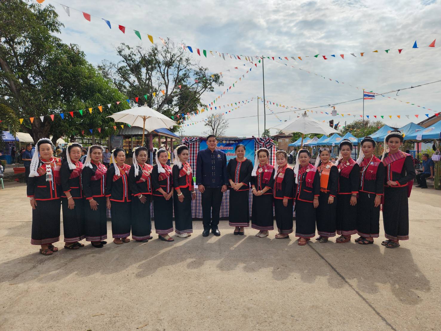 📢พช.สกลนคร : เปิดหมู่บ้านท่องเที่ยวเชิงสร้างสรรค์ (D – HOPE) “ภูผาทองเทรล ๒๐๒๔” และหมู่บ้านยั่งยืน ตามแนวทาง Waricchaphum Model : วิถีแห่งการพัฒนาที่ยั่งยืน เฉลิมพระเกียรติพระบาทสมเด็จ พระเจ้าอยู่หัว เนื่องในโอกาสมหามงคลเฉลิมพระชนมพรรษา ๖ รอบ ๒๘ กรกฎาคม ๒๕๖๗
