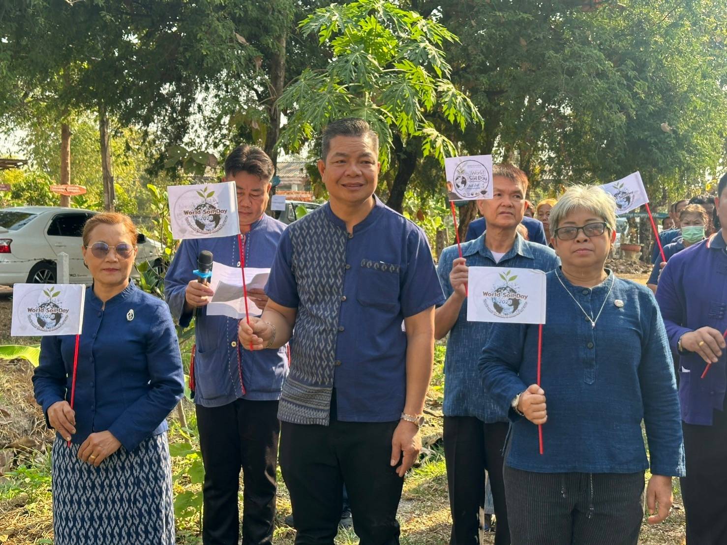 📢พช.สกลนคร : ขับเคลื่อนกิจกรรมวันดินโลก “ดินดี น้ำดี ชีวีมิสุข อย่างยั่งยืน”