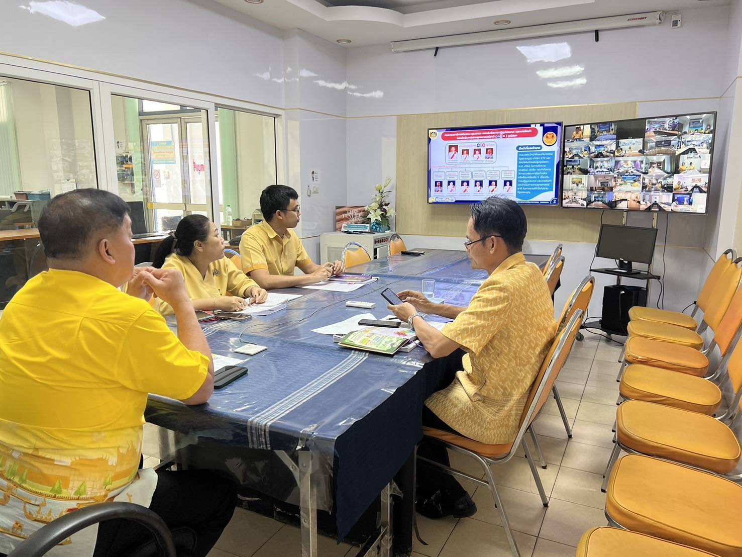 พช.สกลนคร : การแลกเปลี่ยนความคิดเห็น เพื่อเพิ่มประสิทธิภาพในการขับเคลื่อนงานพัฒนาชุมชนให้ตอบสนองการบรรลุเป้าหมายยุทธศาสตร์ชาติ