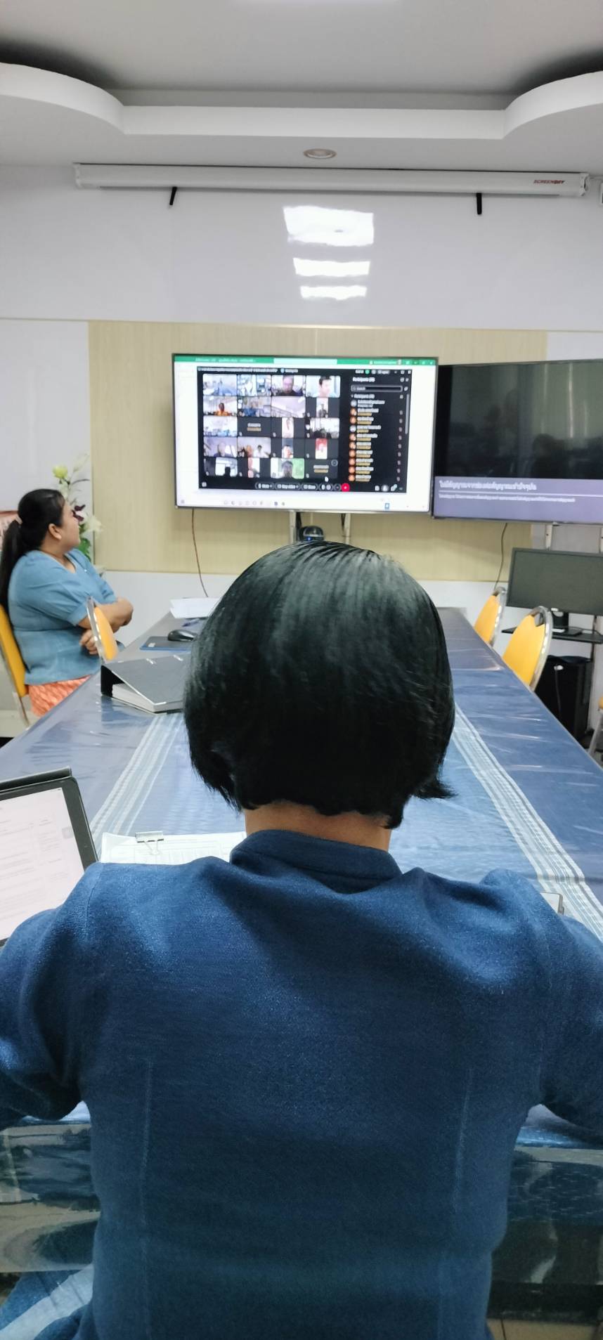 📢พช.สกลนคร : จัดประชุมผ่านระบบ Cisco Webex Meetings ของกรมการพัฒนาชุมชน
