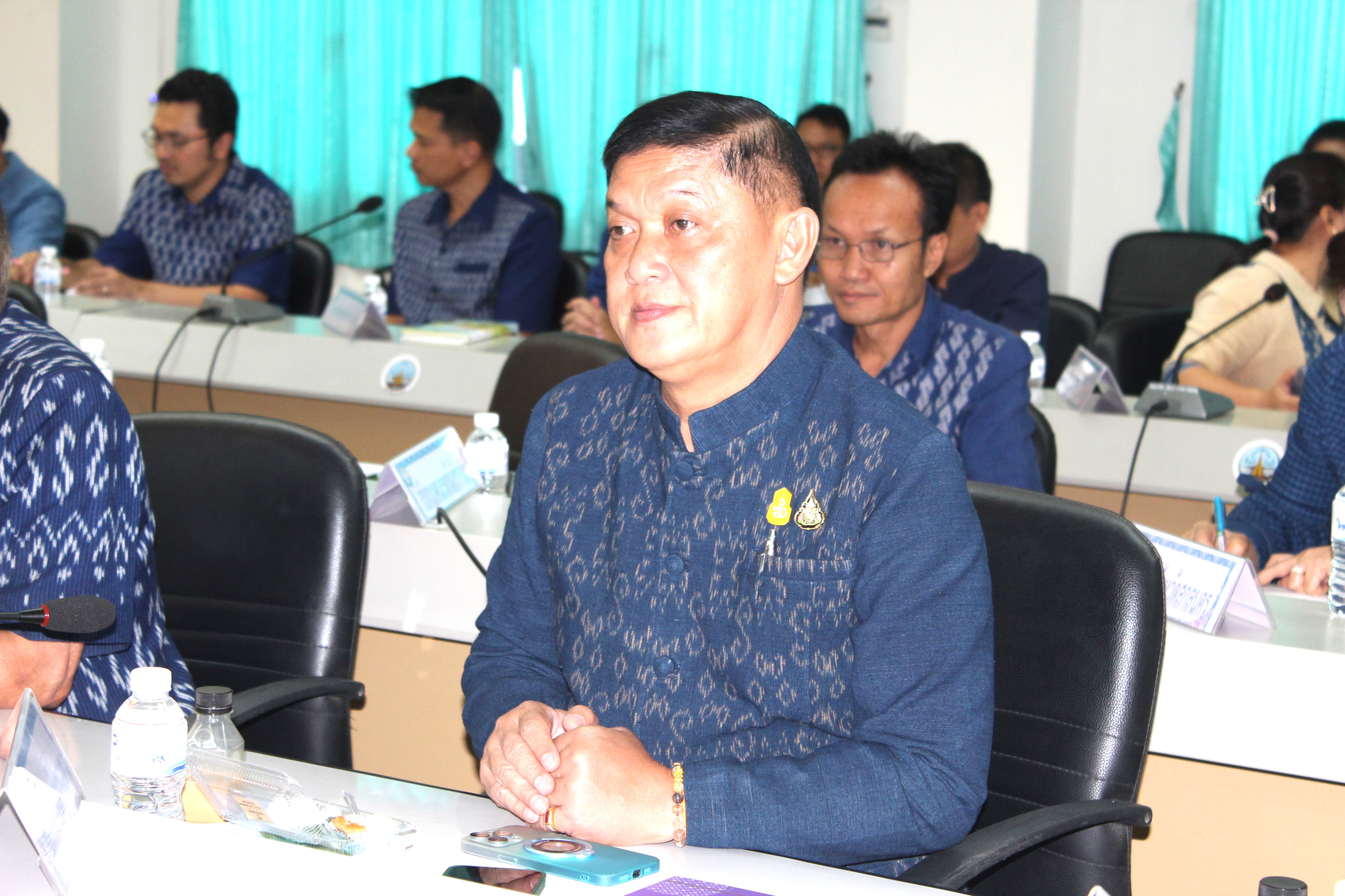 📢พช.สกลนคร : ร่วมประชุมการติดตามความคืบหน้าการขับเคลื่อนจังหวัดที่มีผลสัมฤทธิ์สูง