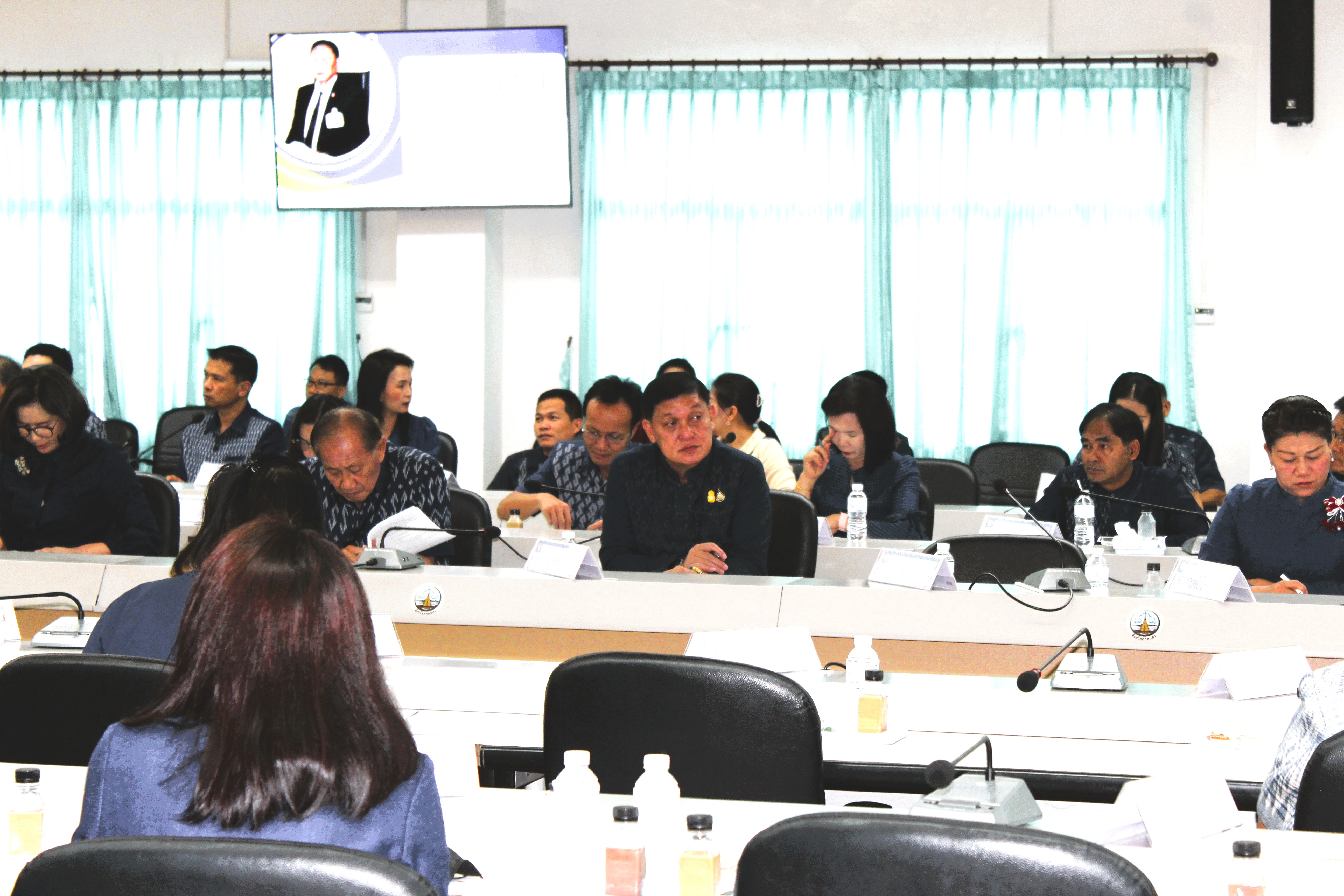 📢พช.สกลนคร : ร่วมประชุมการติดตามความคืบหน้าการขับเคลื่อนจังหวัดที่มีผลสัมฤทธิ์สูง