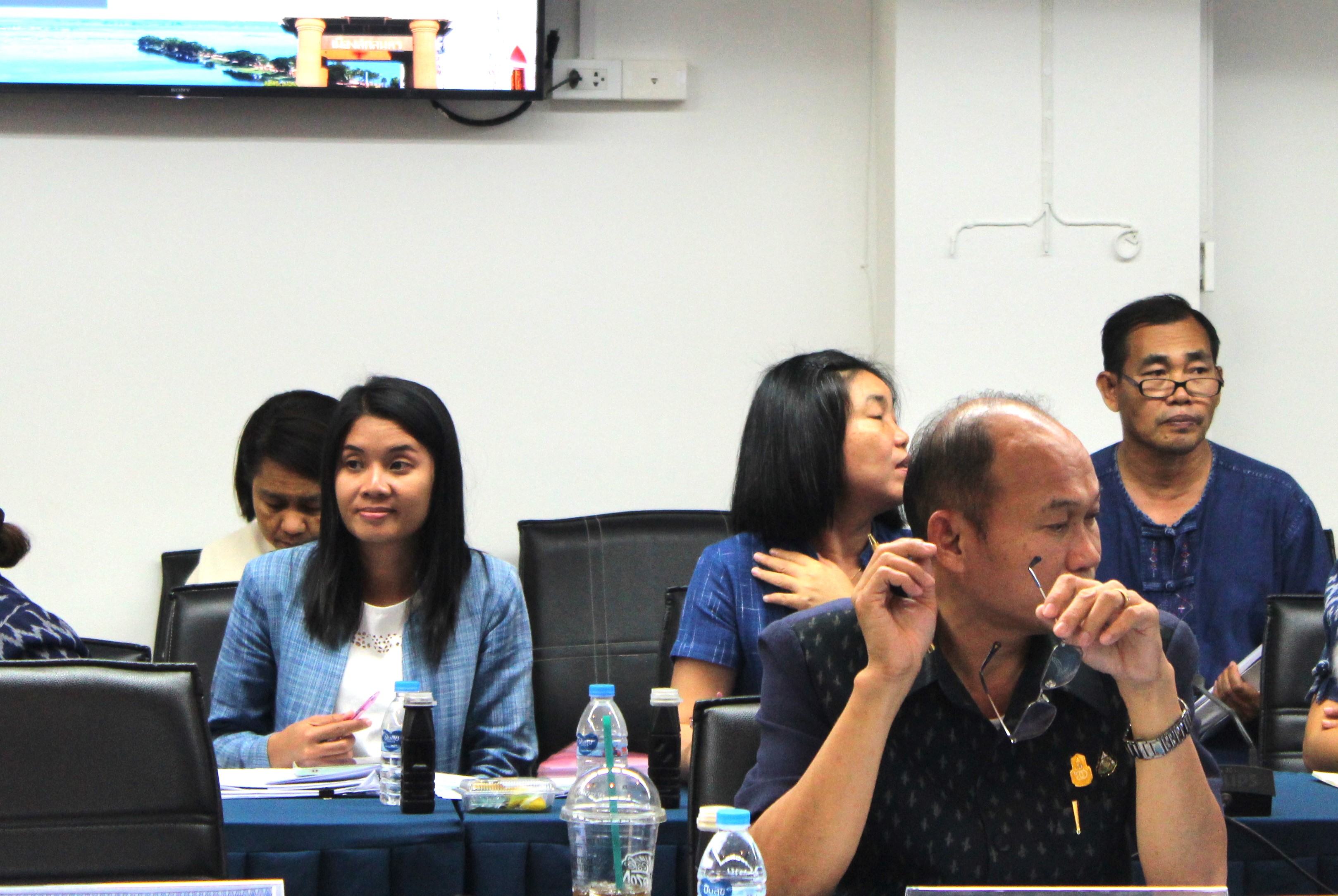 📢พช.สกลนคร : เตรียมความพร้อมการเข้าร่วมประชุมชี้แจงงบประมาณรายจ่ายประจำปีงบประมาณ พ.ศ. ๒๕๖๗ ต่อคณะอนุกรรมาธิการด้านการปกครอง
