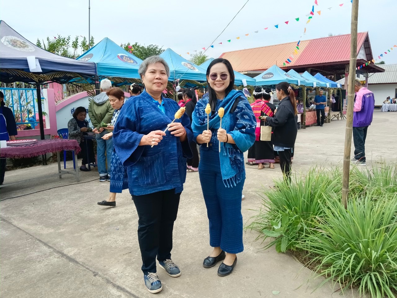 📢พช.สกลนคร : เปิดหมู่บ้านท่องเที่ยวเชิงสร้างสรรค์ (D – HOPE) “ภูผาทองเทรล ๒๐๒๔” และหมู่บ้านยั่งยืน ตามแนวทาง Waricchaphum Model : วิถีแห่งการพัฒนาที่ยั่งยืน เฉลิมพระเกียรติพระบาทสมเด็จ พระเจ้าอยู่หัว เนื่องในโอกาสมหามงคลเฉลิมพระชนมพรรษา ๖ รอบ ๒๘ กรกฎาคม ๒๕๖๗