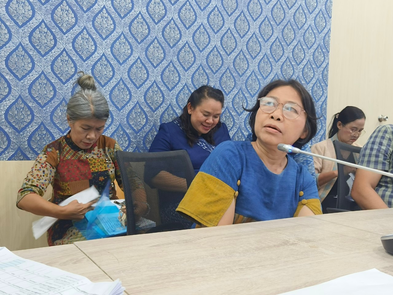 📢พช.สกลนคร : ประชุมคณะอนุกรรมการบริหารกองทุนพัฒนาบทบาทสตรี ระดับจังหวัด จังหวัดสกลนคร ครั้งที่ ๒/๒๕๖๗ ณ ห้องประชุมสำนักงานเลขานุการคณะกรรมการบริหารกองทุนพัฒนาบทบาทสตรีจังหวัดสกลนคร