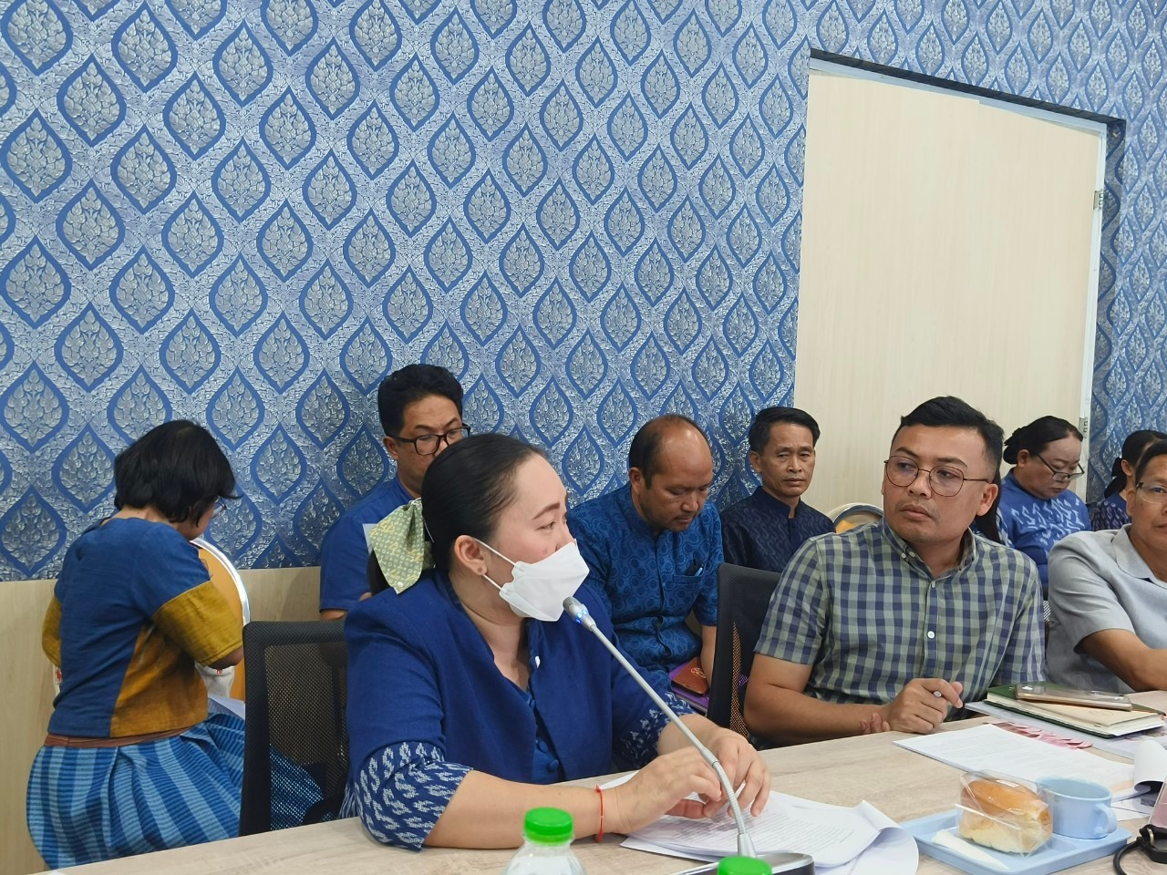 📢พช.สกลนคร : ประชุมคณะอนุกรรมการบริหารกองทุนพัฒนาบทบาทสตรี ระดับจังหวัด จังหวัดสกลนคร ครั้งที่ ๒/๒๕๖๗ ณ ห้องประชุมสำนักงานเลขานุการคณะกรรมการบริหารกองทุนพัฒนาบทบาทสตรีจังหวัดสกลนคร