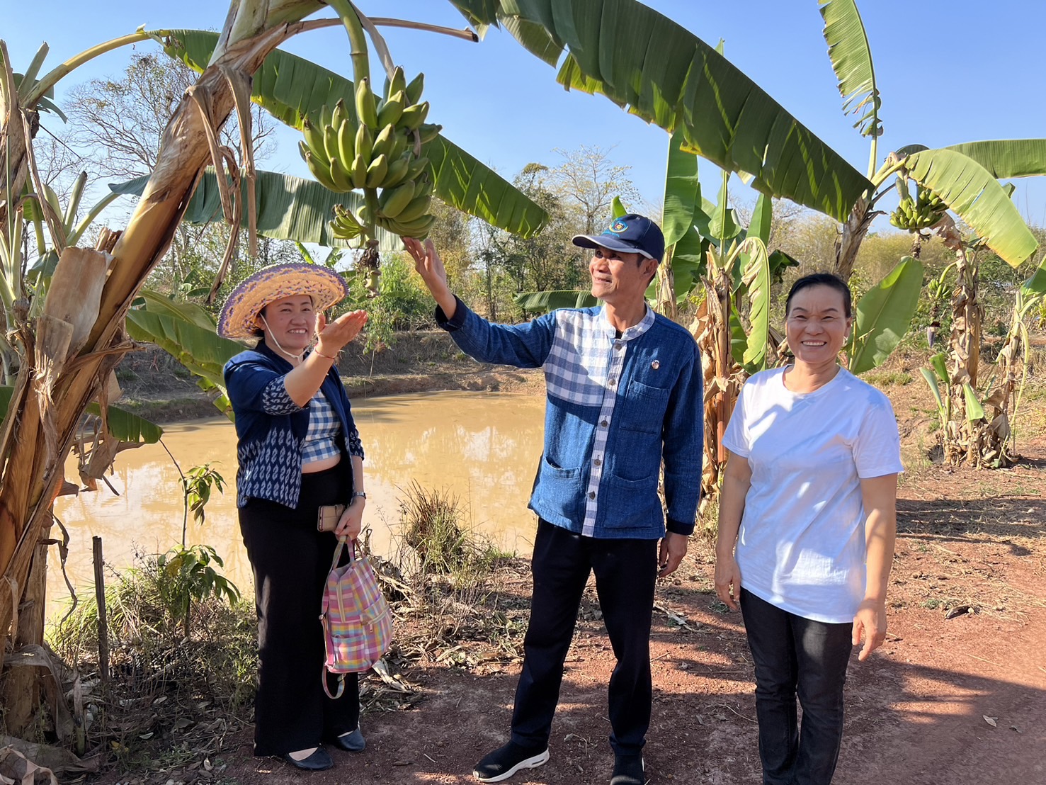 📢พช.สกลนคร : นิเทศ ติดตาม สนับสนุนการดำเนินงานพัฒนาชุมชน สำนักงานพัฒนาชุมชนอำเภอคำตากล้าและสำนักงานพัฒนาชุมชนอำเภอวานรนิวาส จังหวัดสกลนคร