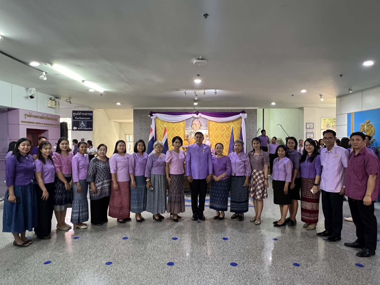 📢พช.สกลนคร : ชาวสกลนคร แสดงพลัง ถวายกำลังใจ สมเด็จพระกนิษฐาธิราชเจ้า กรมสมเด็จพระเทพรัตนราชสุดาฯ สยามบรมราชกุมารี และแสดงจุดยืนความจงรักภักดีต่อสถาบันพระมหากษัตริย์