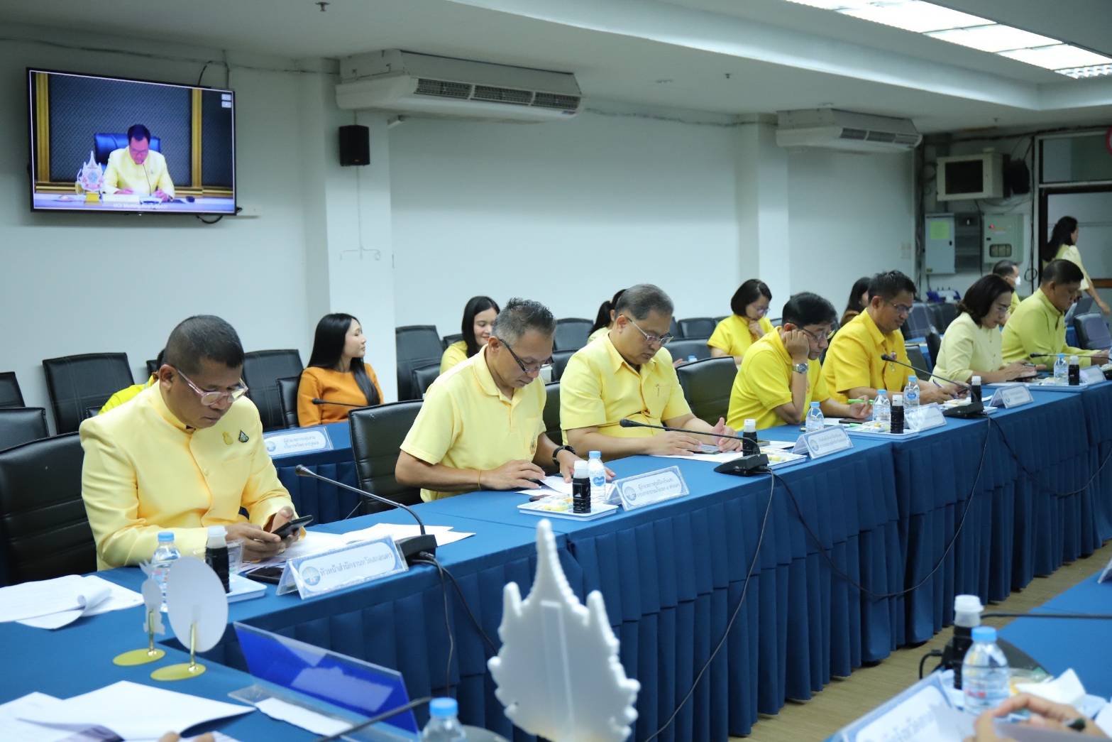 📢พช.สกลนคร : ร่วมประชุมขับเคลื่อนและติดตามนโยบายของรัฐบาลและภารกิจสำคัญของกระทรวงมหาดไทย ประจำปีงบประมาณ พ.ศ.๒๕๖๗  ผ่านระบบวีดิทัศน์ทางไกล (VCS)