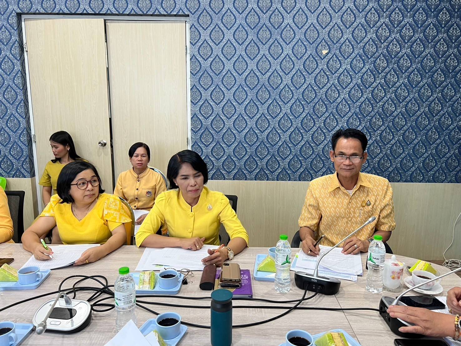 พช.สกลนคร : จัดประชุมติดตามความก้าวหน้าการดำเนินงานตามตัวชี้วัดและค่าเป้าหมายการปฏิบัติราชการ สำนักงานพัฒนาชุมชนจังหวัดสกลนคร รอบการประเมินที่ 1/2567