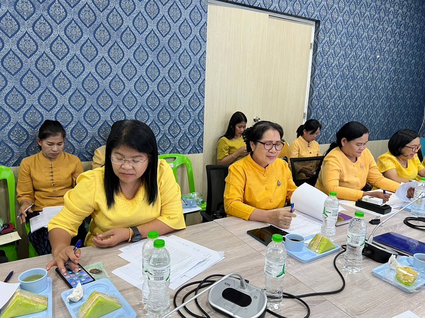 พช.สกลนคร : จัดประชุมติดตามความก้าวหน้าการดำเนินงานตามตัวชี้วัดและค่าเป้าหมายการปฏิบัติราชการ สำนักงานพัฒนาชุมชนจังหวัดสกลนคร รอบการประเมินที่ 1/2567