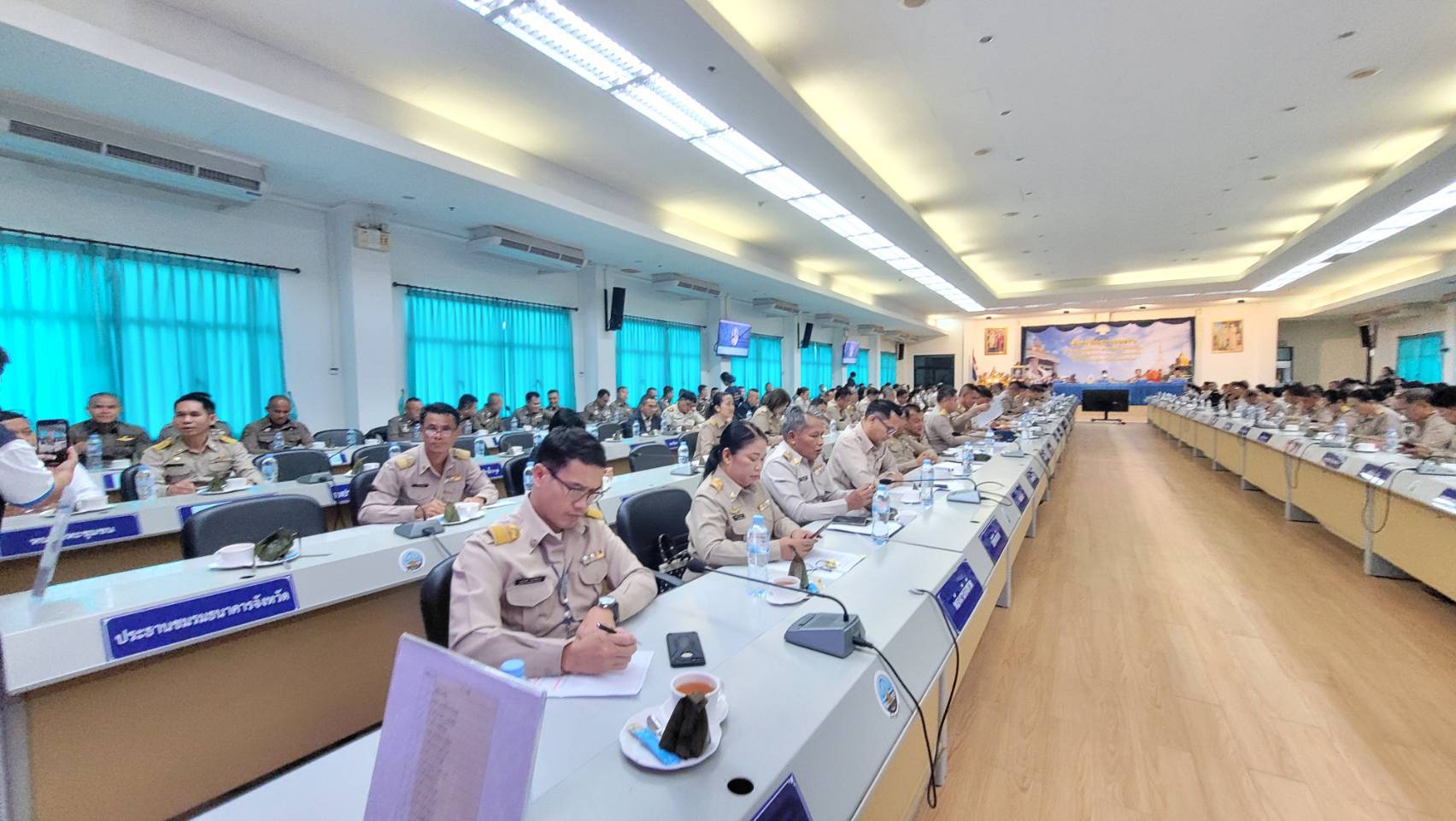 📢พช.สกลนคร : ร่วมประชุมคณะกรมการจังหวัดและหัวหน้าส่วนราชการประจำจังหวัดสกลนคร