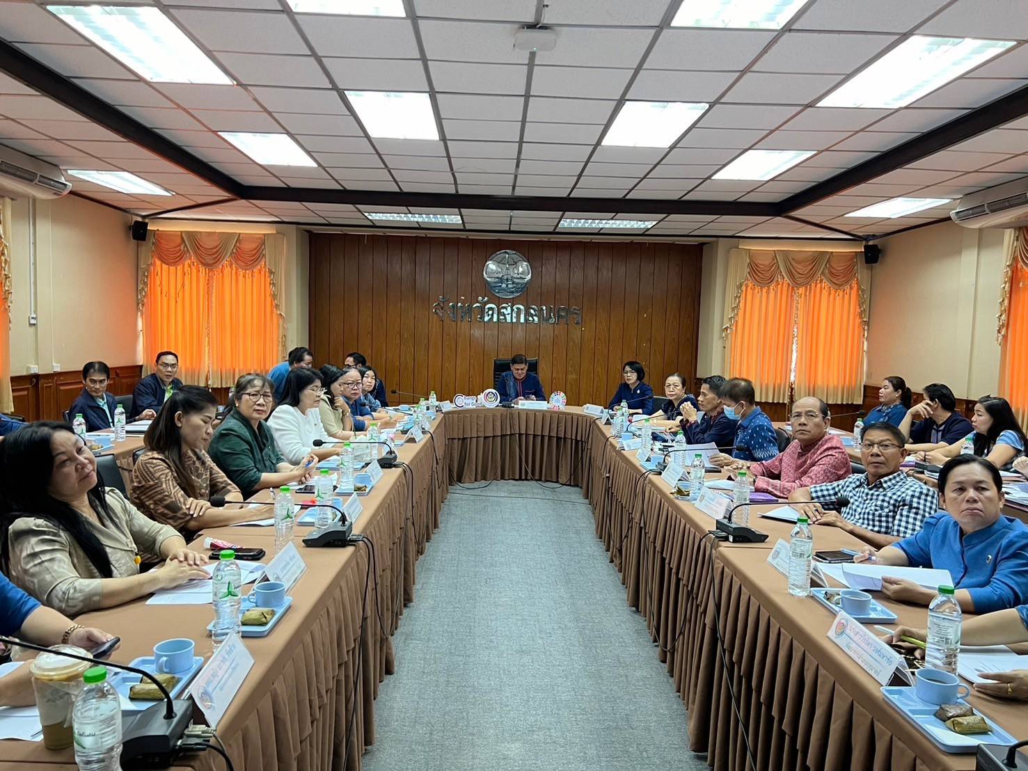 📢พช.สกลนคร : ประชุมผู้บริหารและนักวิชาการพัฒนาชุมชน ครั้งที่ ๔/๒๕๖๗