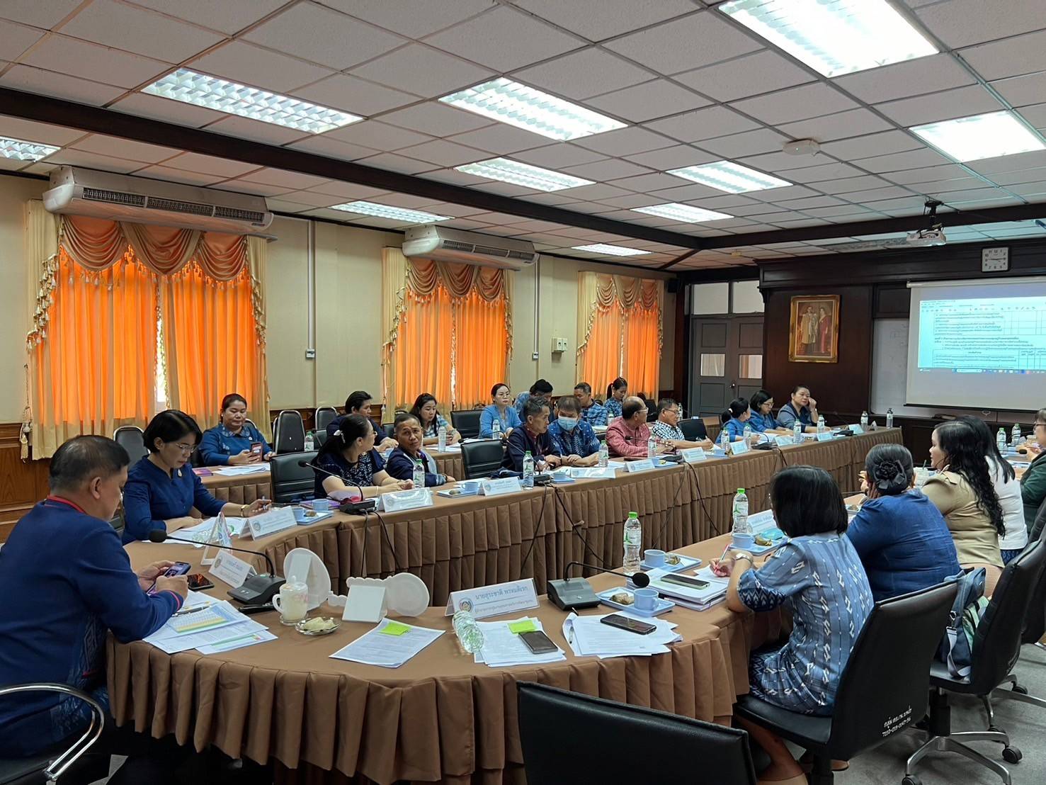 📢พช.สกลนคร : ประชุมผู้บริหารและนักวิชาการพัฒนาชุมชน ครั้งที่ ๔/๒๕๖๗