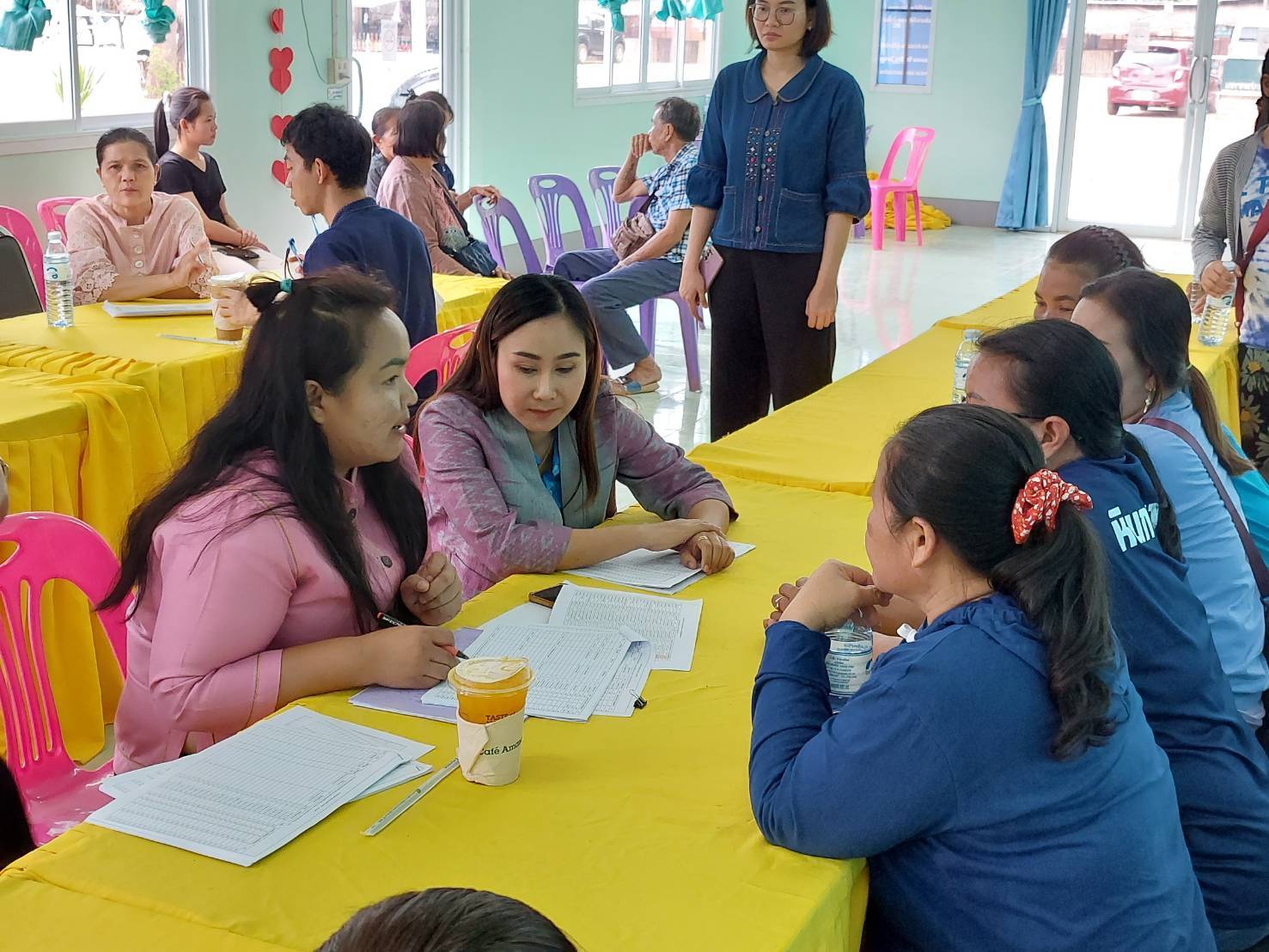 พช.สกลนคร : ติดตามและสนับสนุนการดำเนินงานกองทุนพัฒนาบทบาทสตรี จังหวัดสกลนคร