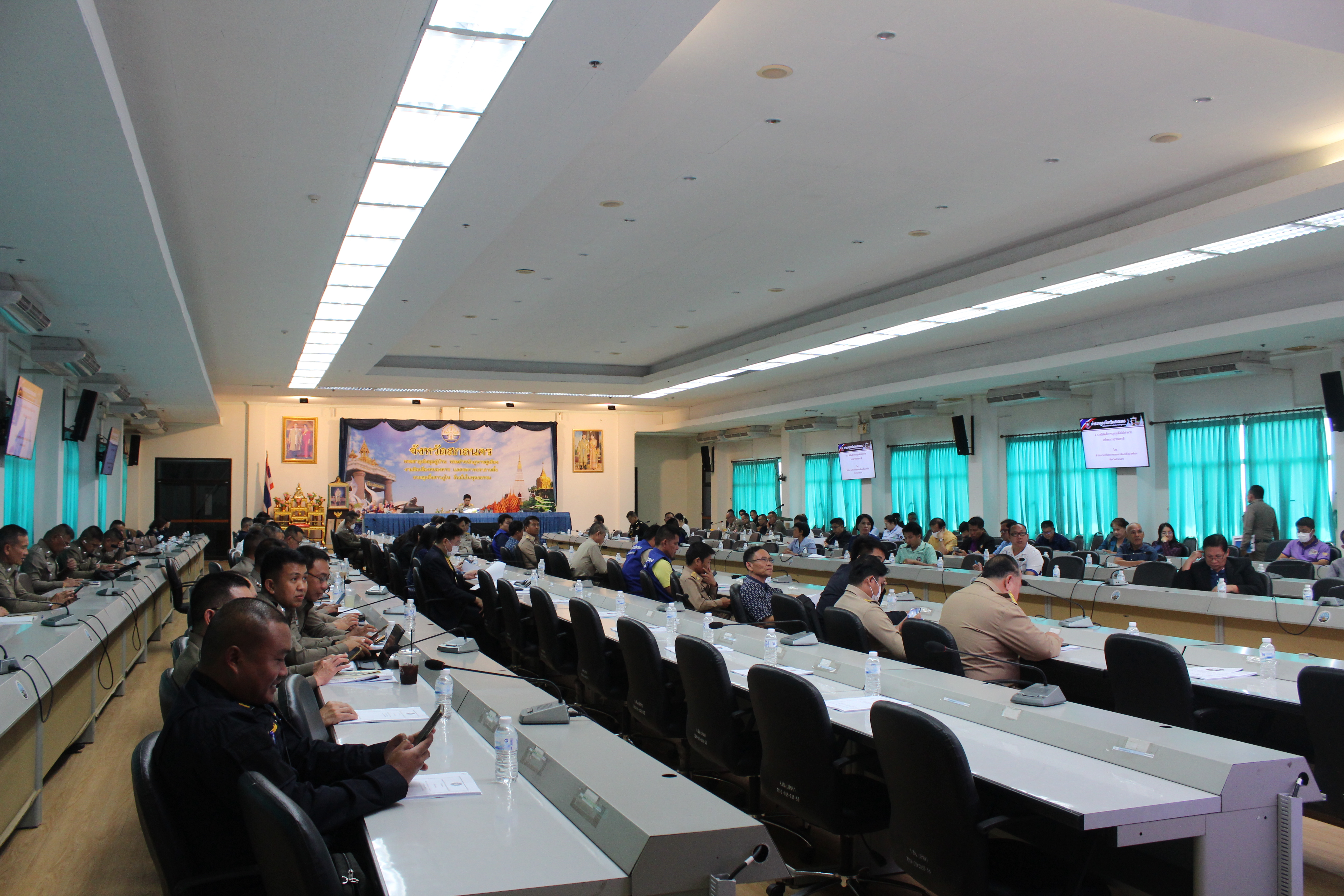 📢พช.สกลนคร : ร่วมประชุมคณะกรรมการศูนย์อำนวยการป้องกันและปราบปรามยาเสพติดจังหวัดสกลนคร