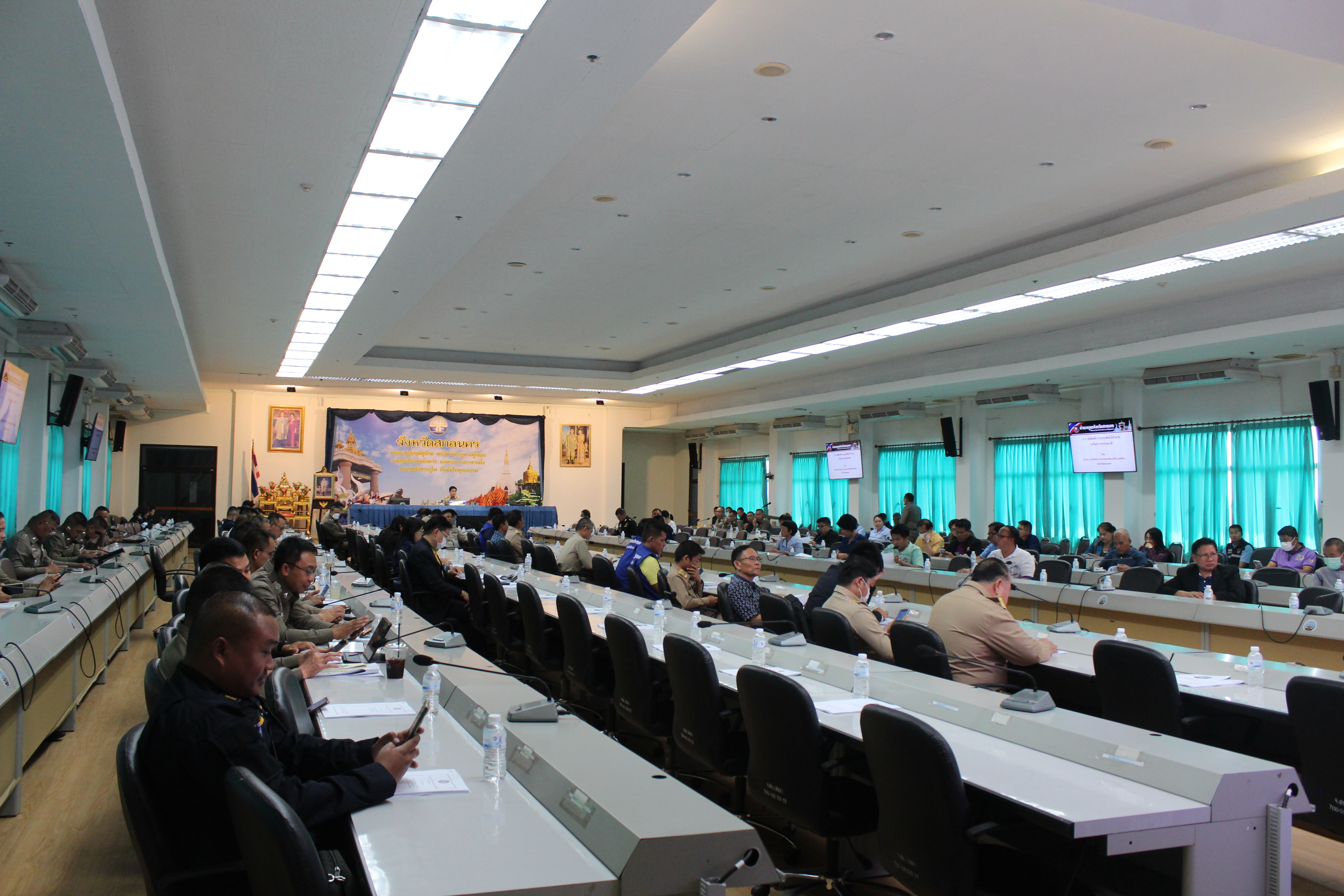 📢พช.สกลนคร : ร่วมประชุมคณะกรรมการศูนย์อำนวยการป้องกันและปราบปรามยาเสพติดจังหวัดสกลนคร